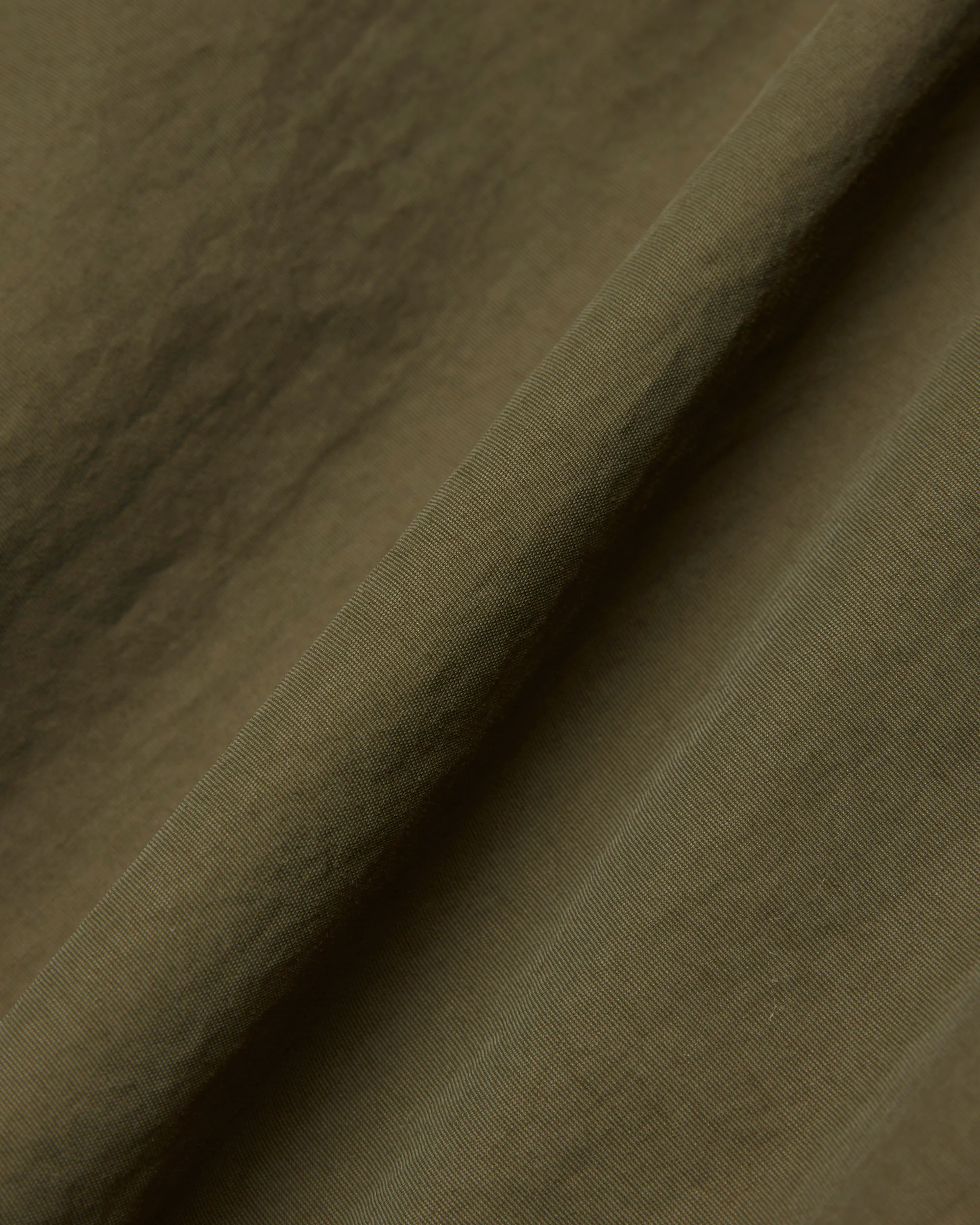 Textured Nylon Deck Slim Swim Short 4.5