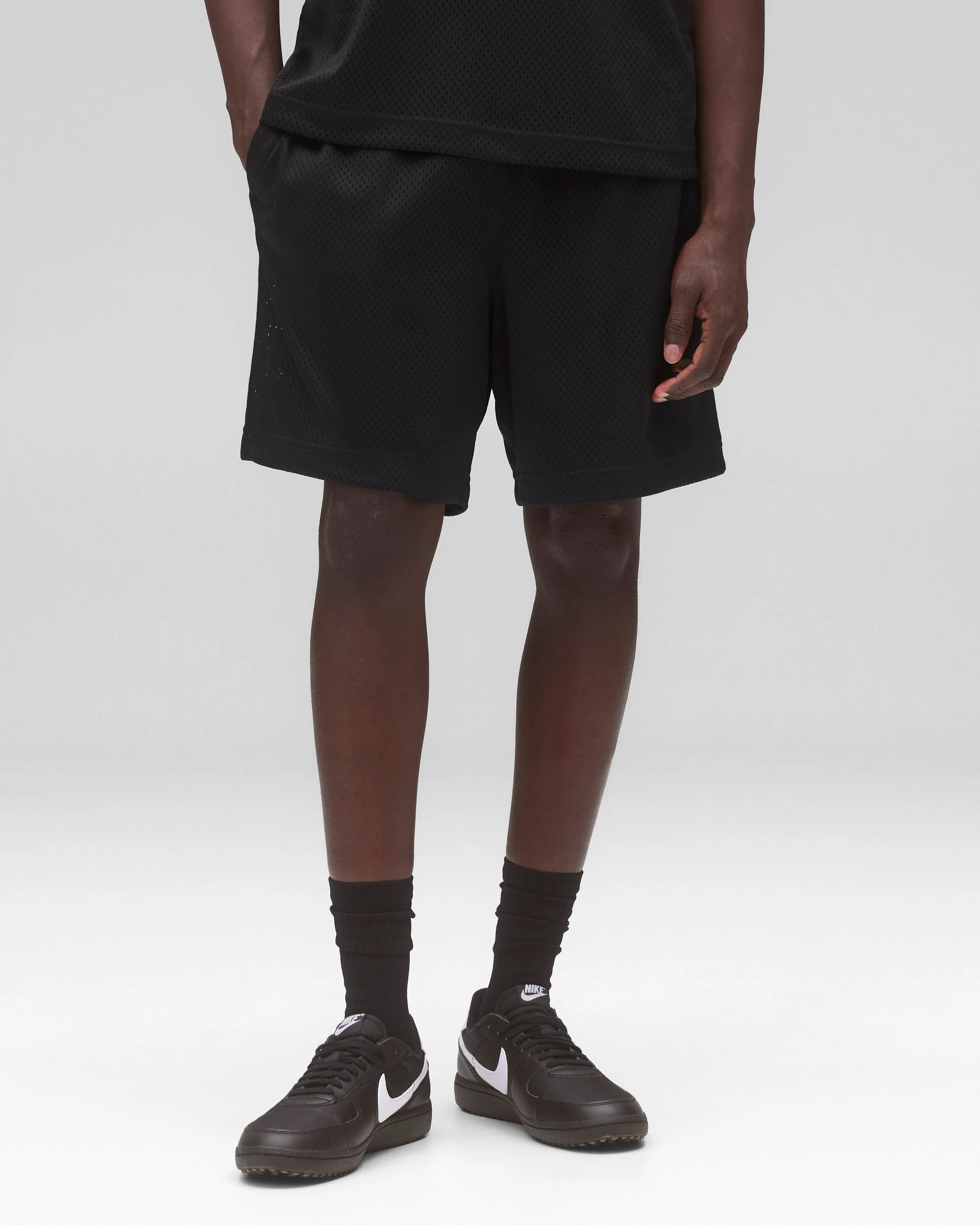 Athletic Mesh Relaxed Short 7