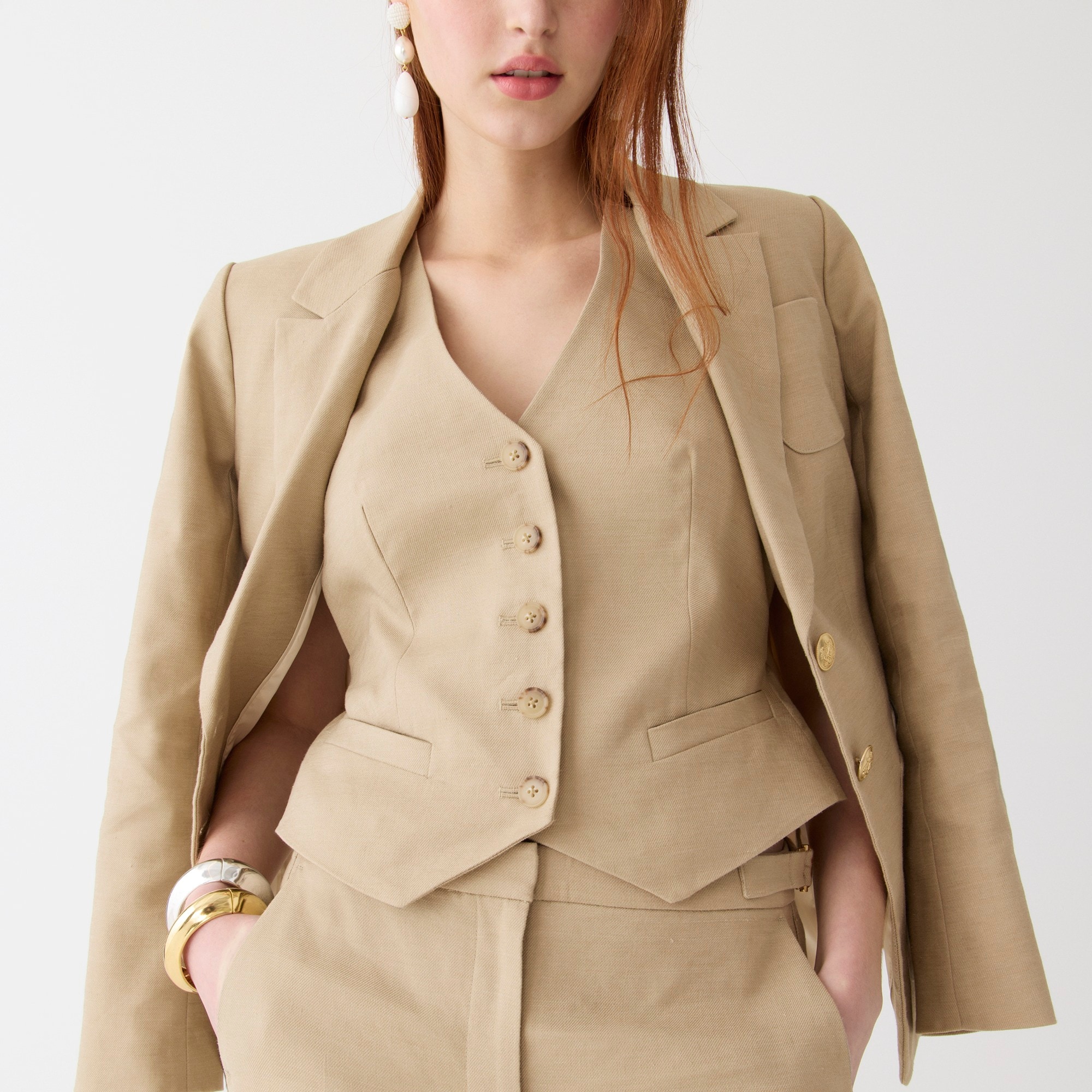Slim-fit vest in stretch linen blend