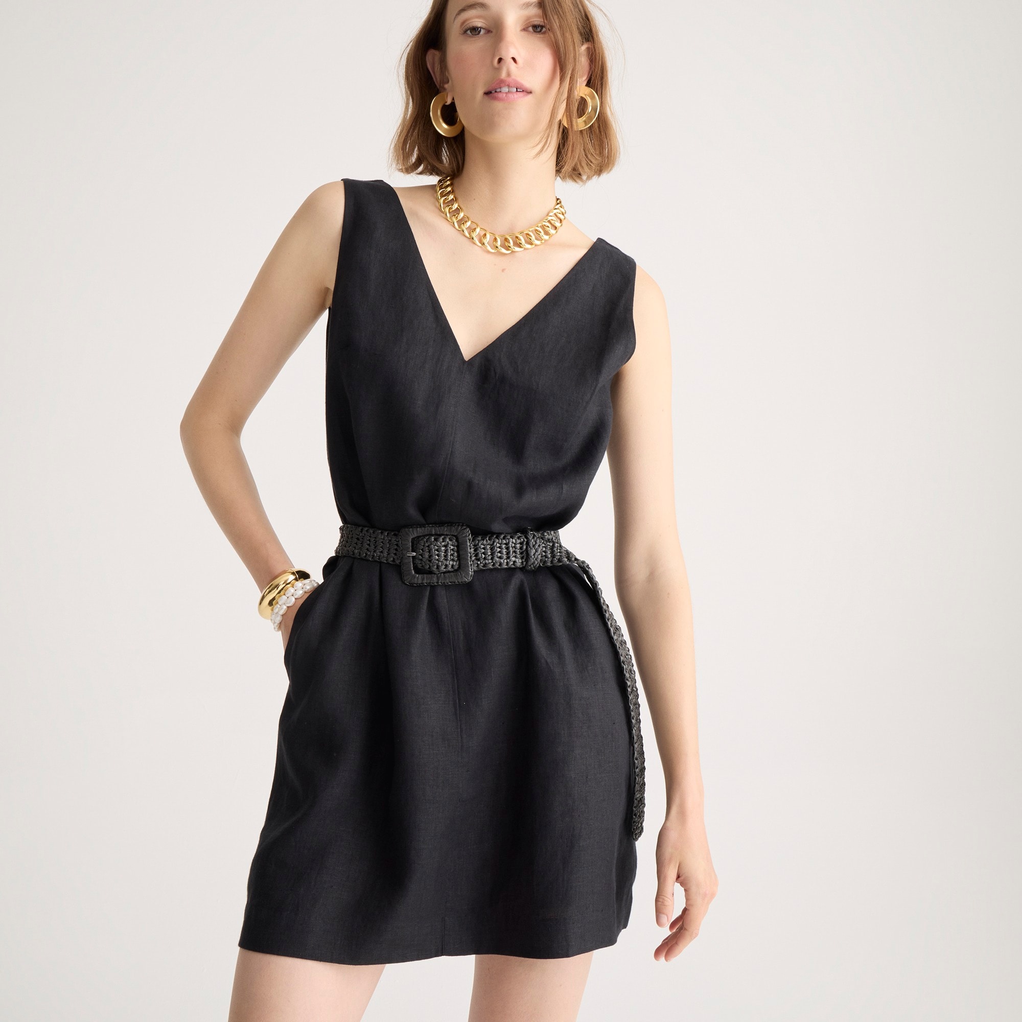 Maxine V-neck shift dress in linen