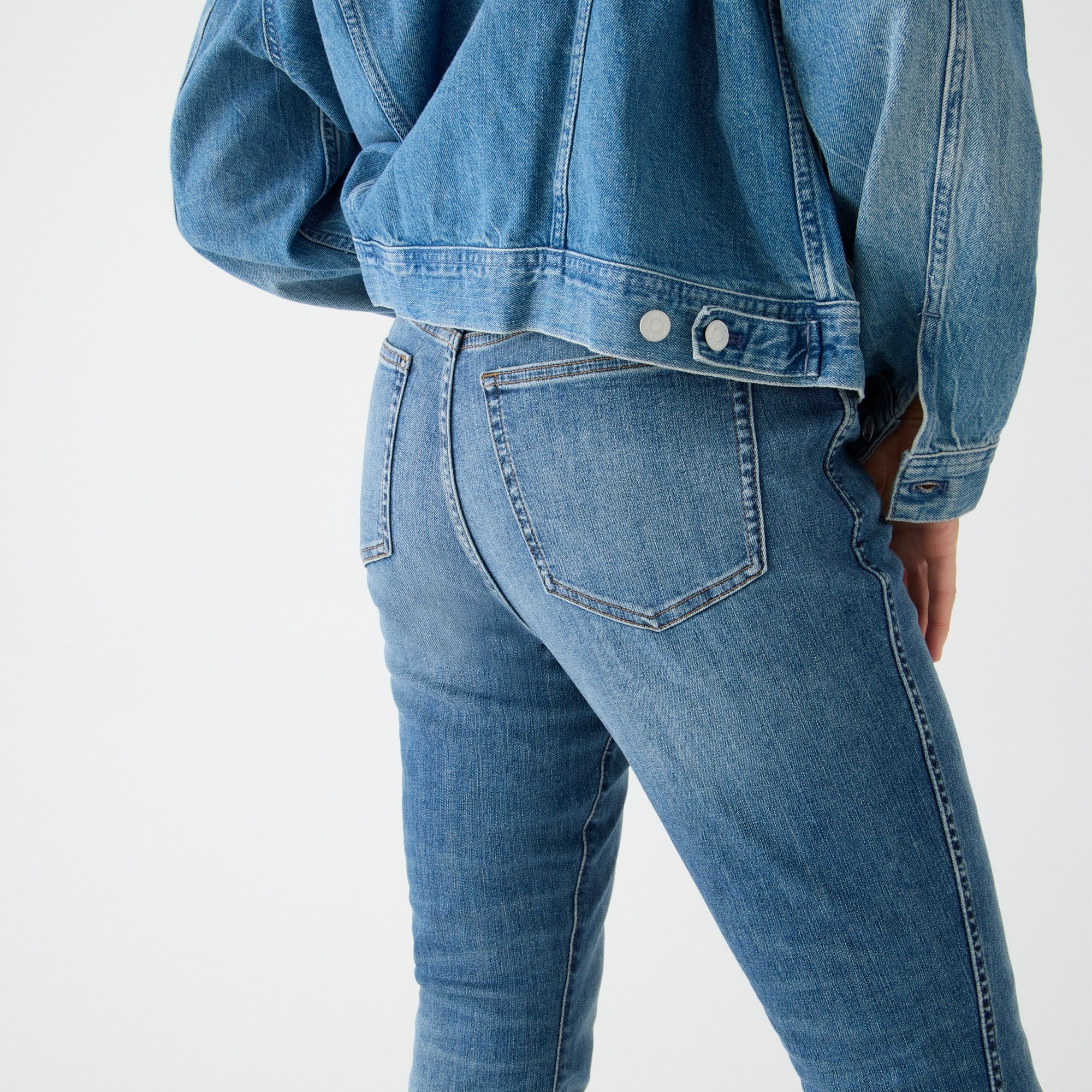 Curvy vintage slim-straight jean in Warm Surf wash