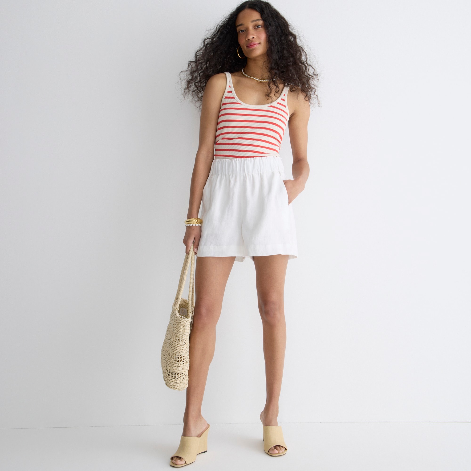 Pull-on linen short