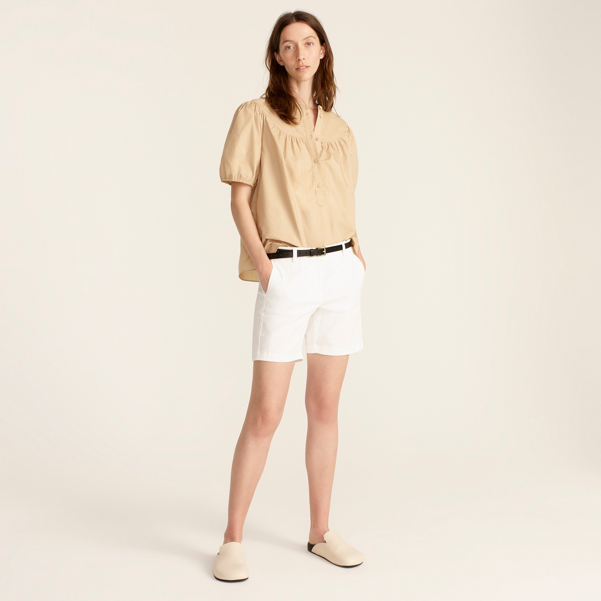 7" stretch chino short