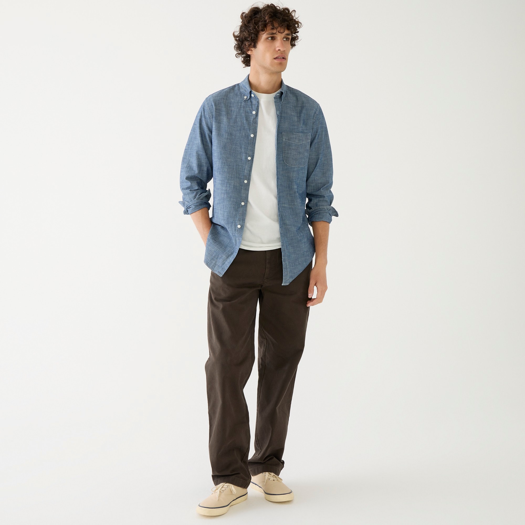 Organic cotton chambray shirt in one-year wash