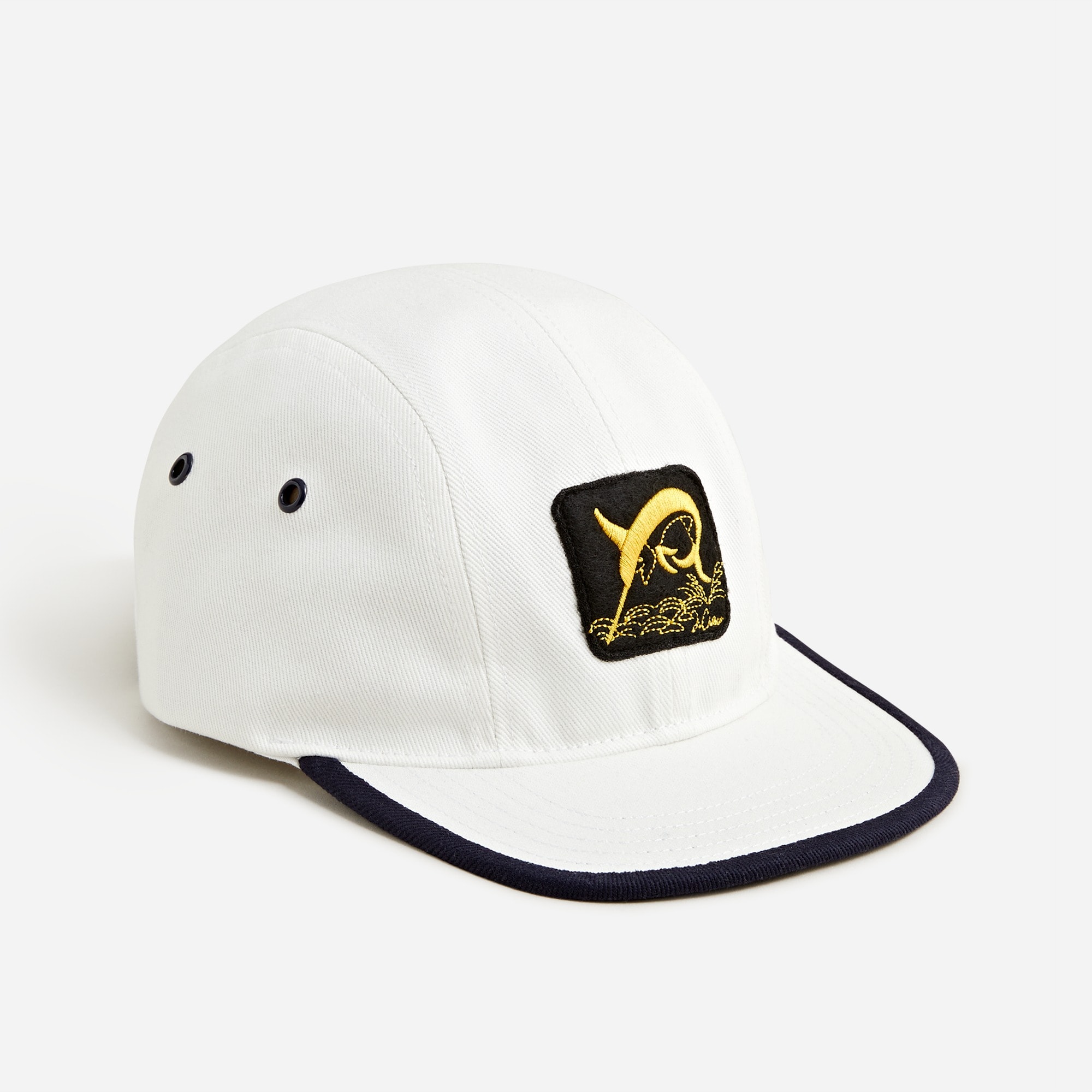 Four-panel cap with felt patch