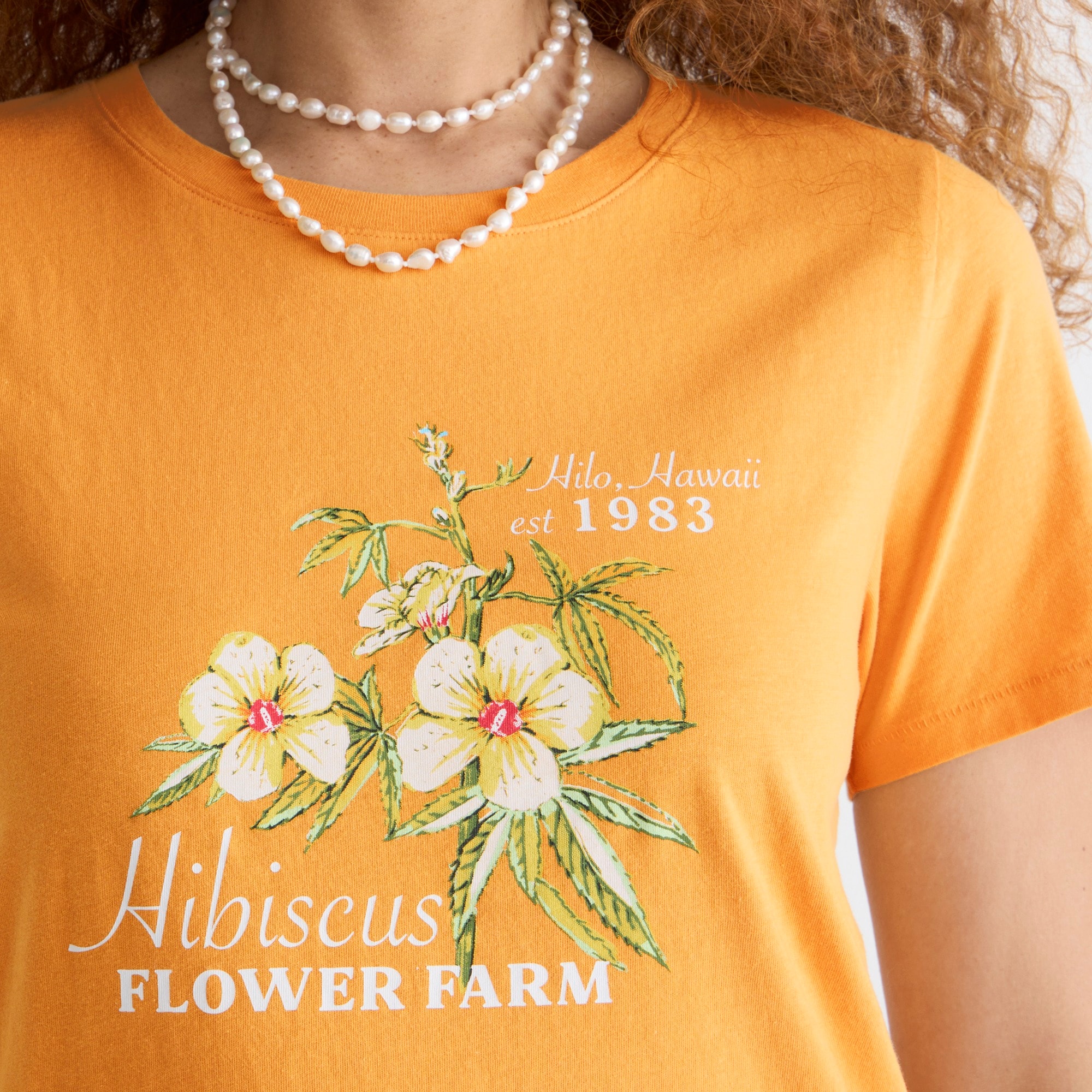 Classic-fit hibiscus graphic T-shirt