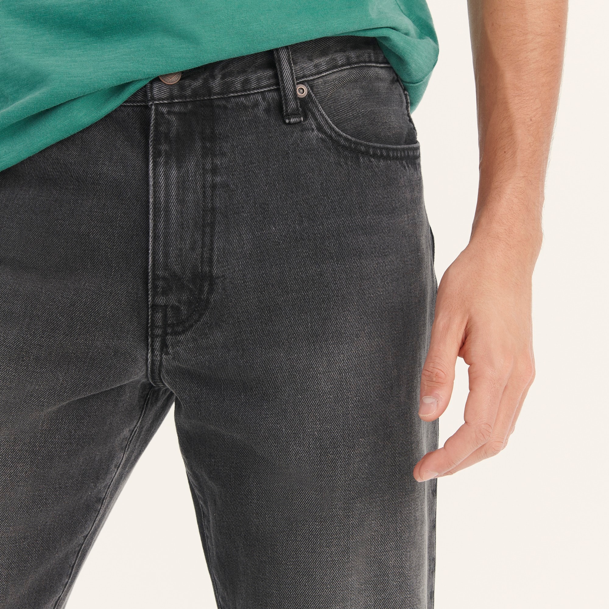 Classic Straight-fit jean in deep grey lake wash