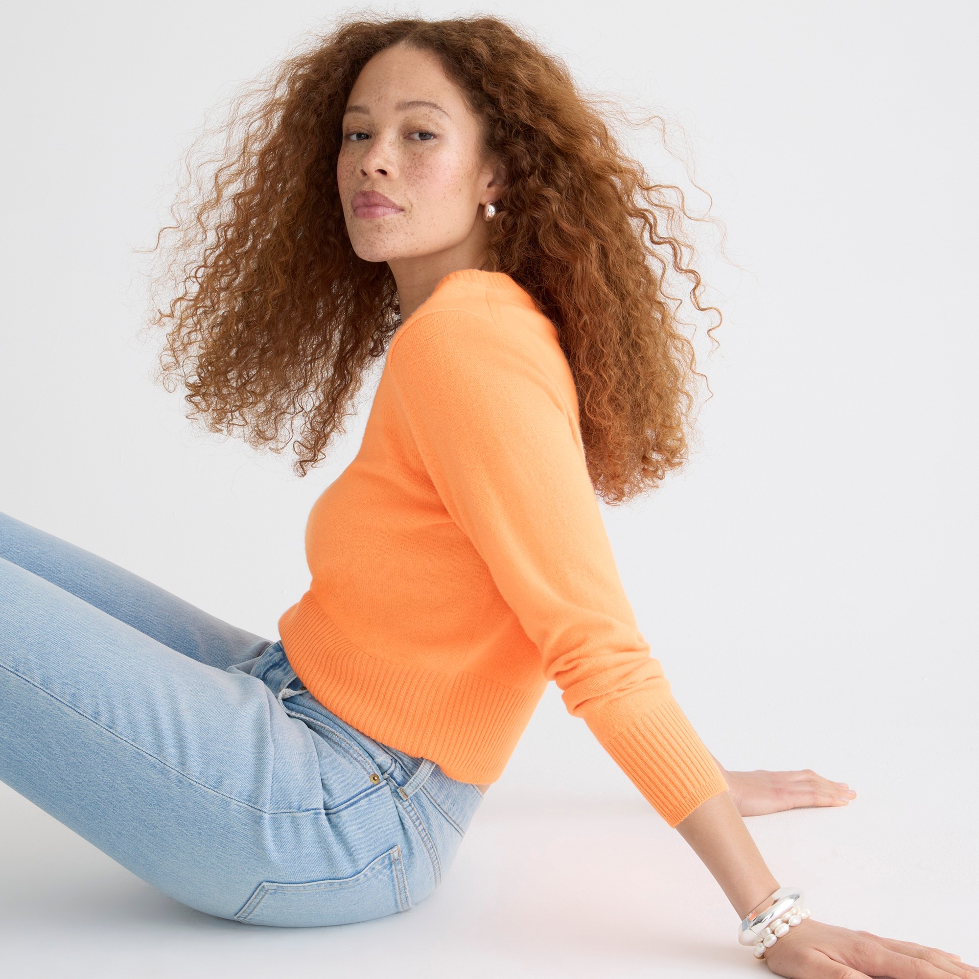 Cropped cashmere crewneck sweater