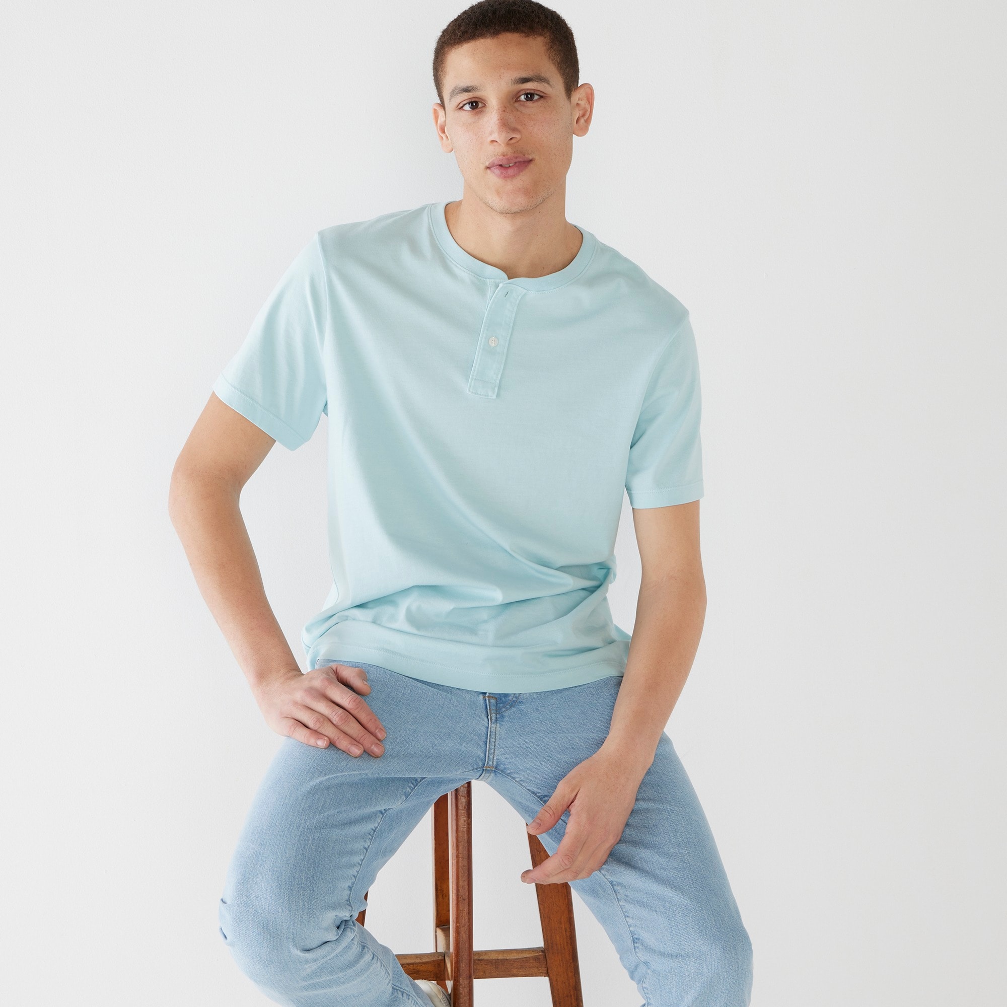 Short-sleeve Broken-in henley