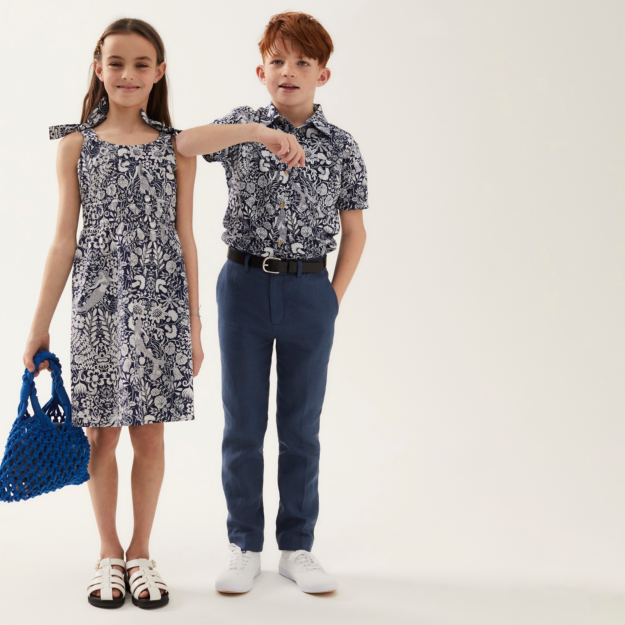 Boys' tie in siren floral