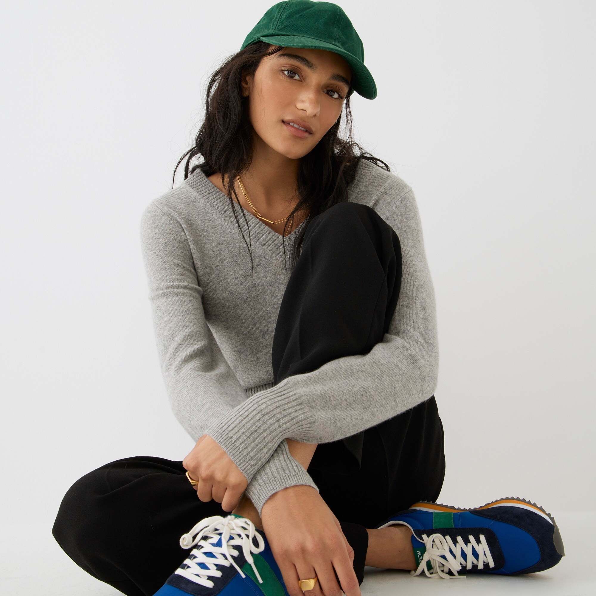 Cashmere cropped V-neck sweater