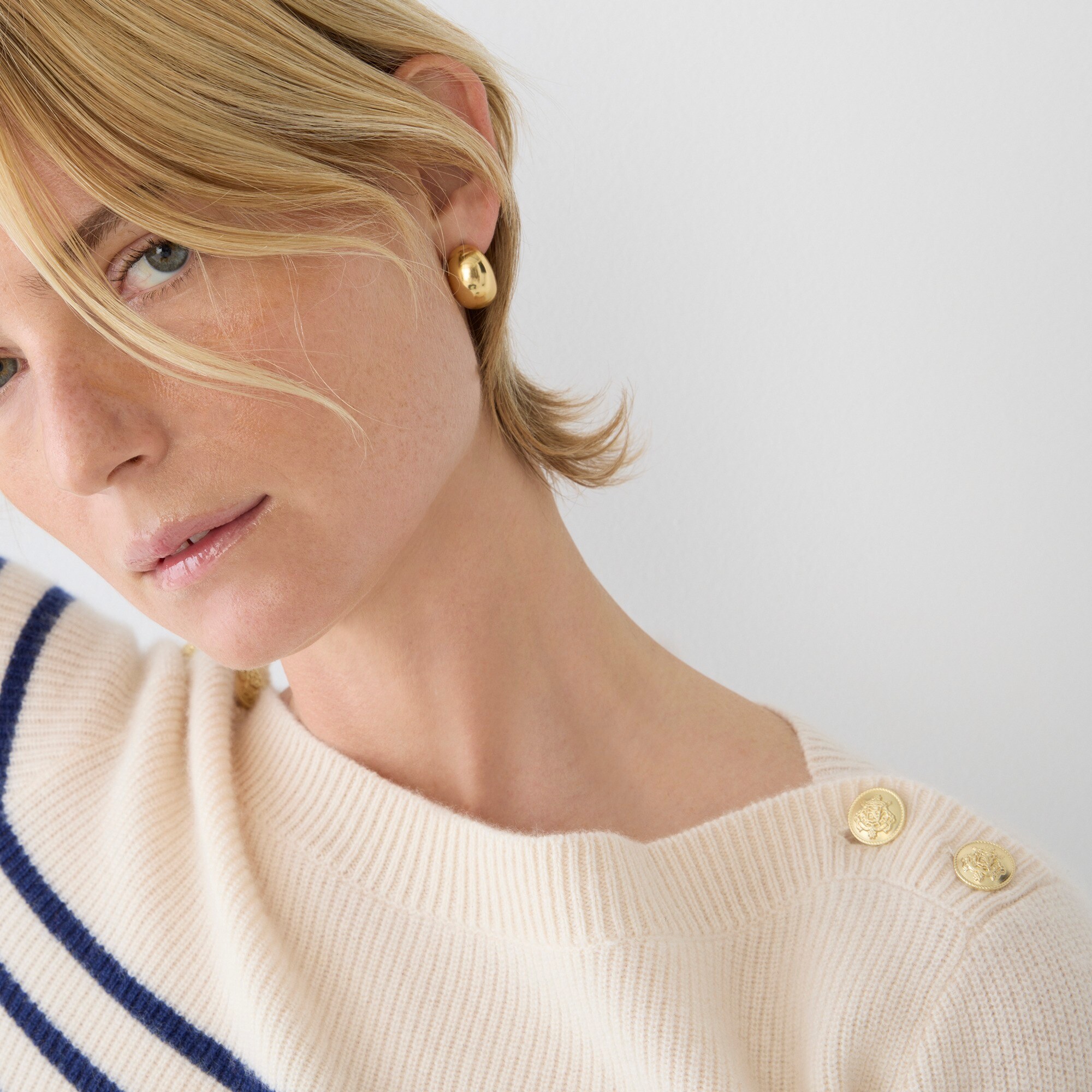 Cashmere boatneck pullover sweater in stripe