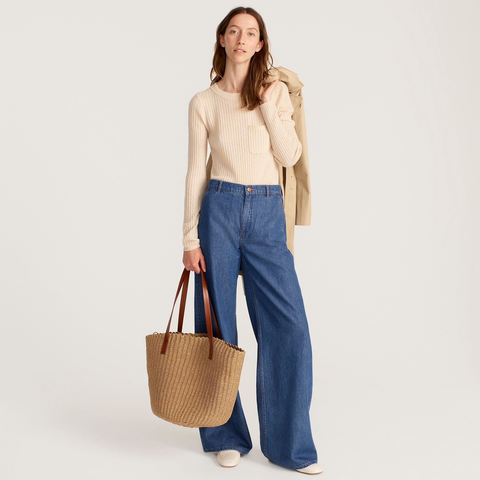 Woven straw market tote