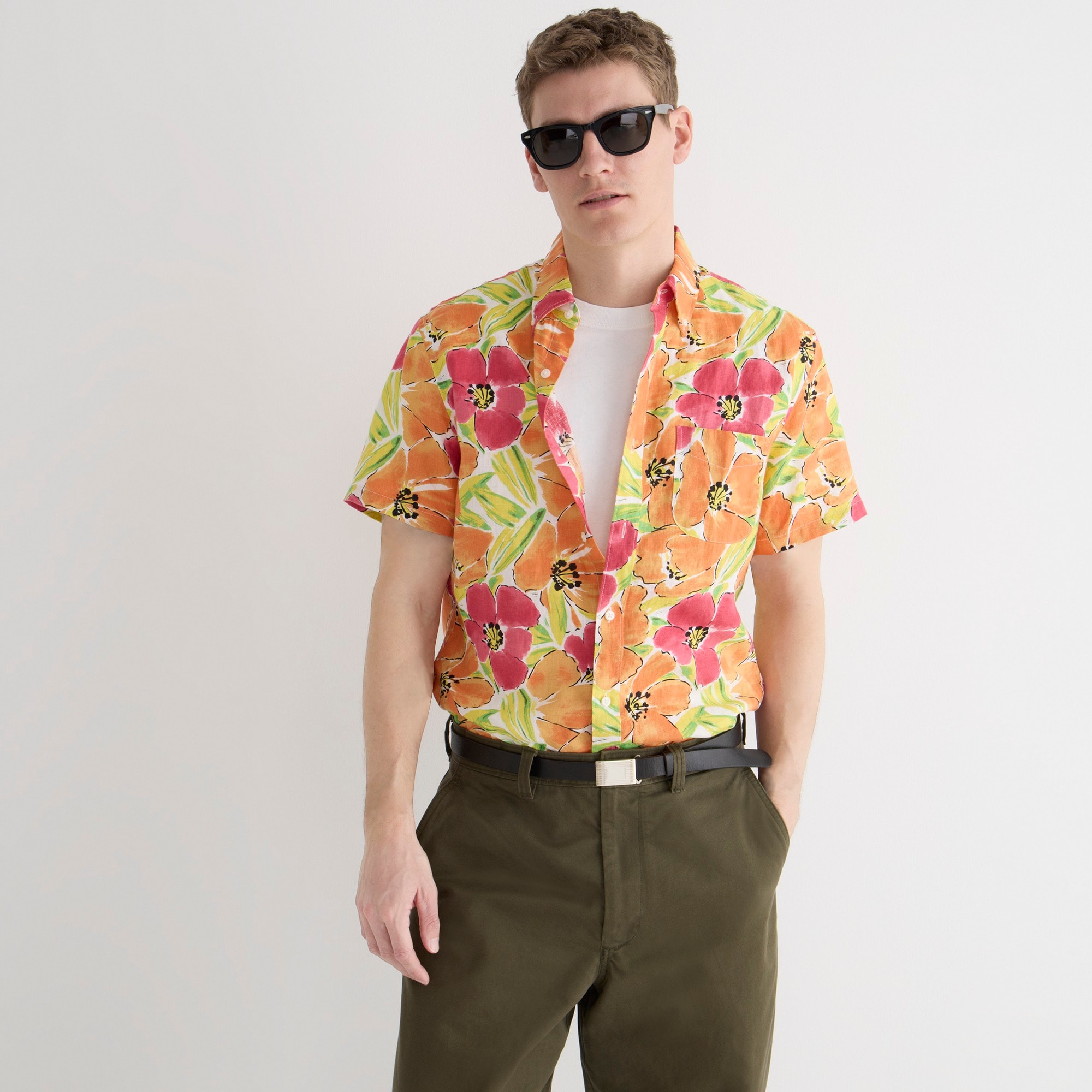 Short-sleeve linen shirt in print