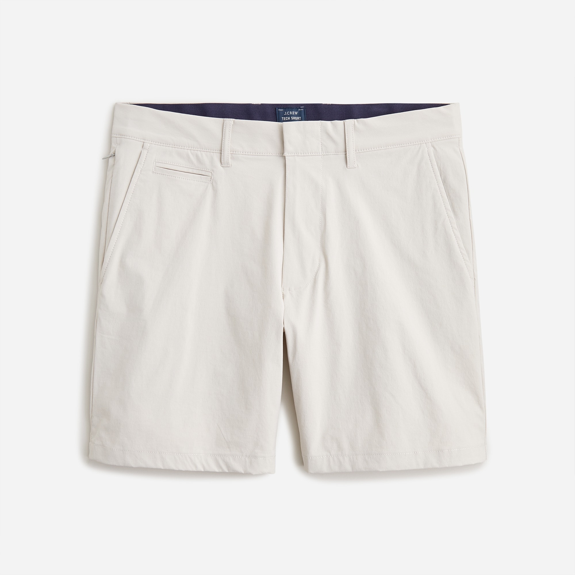 7" tech short