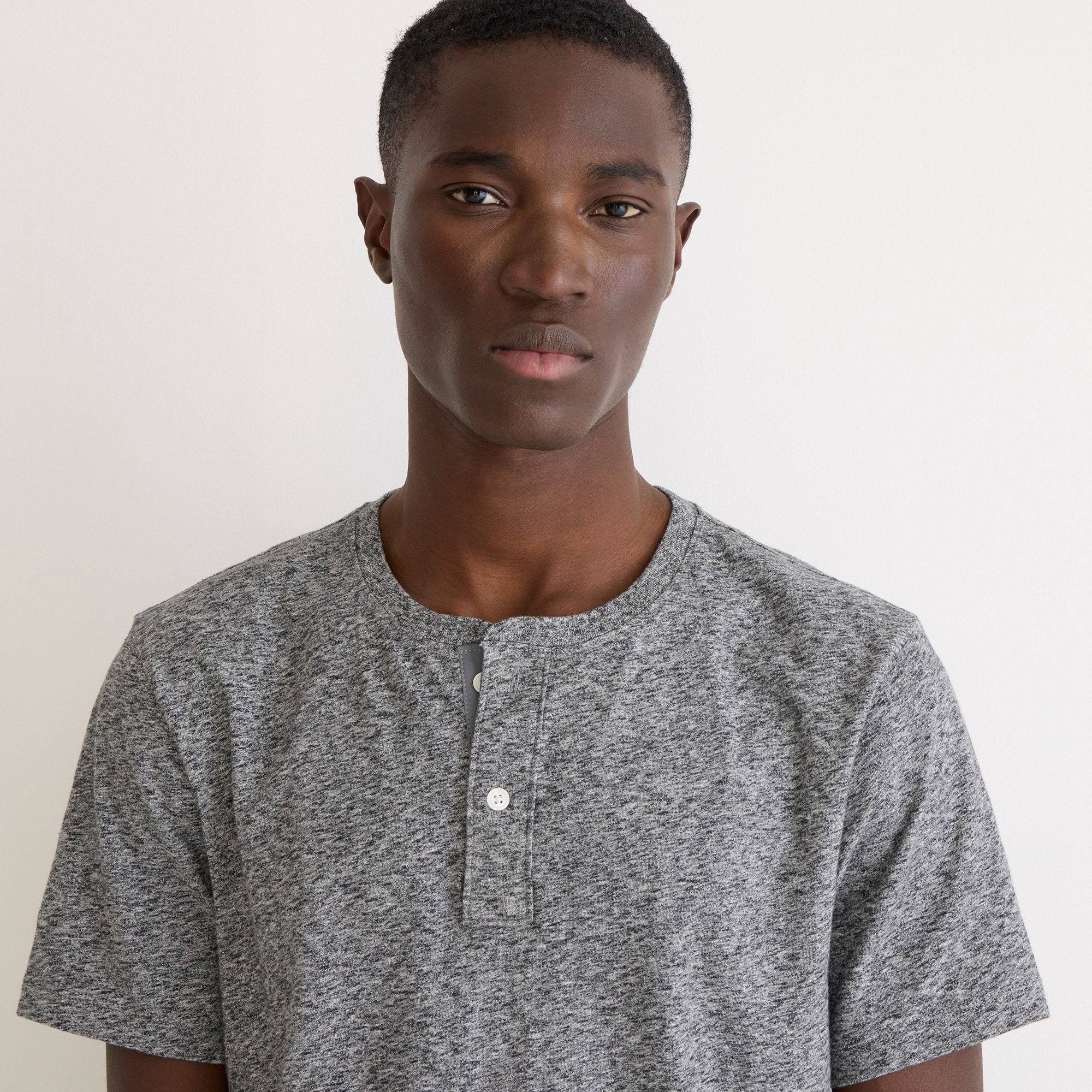 Short-sleeve Broken-in henley