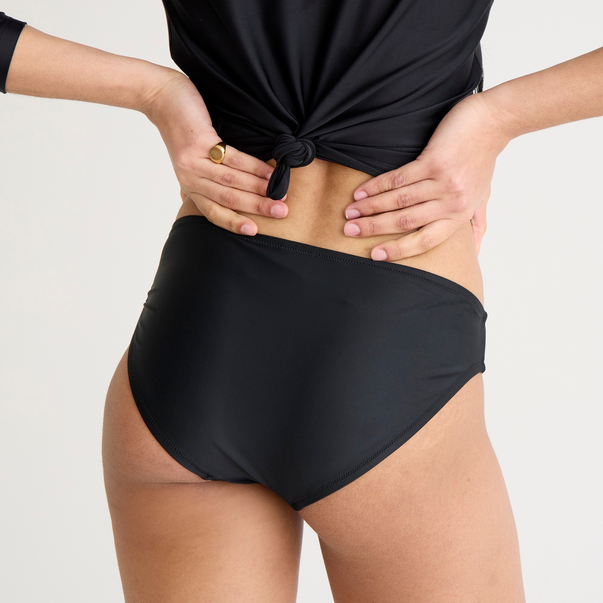 Classic full-coverage bikini bottom