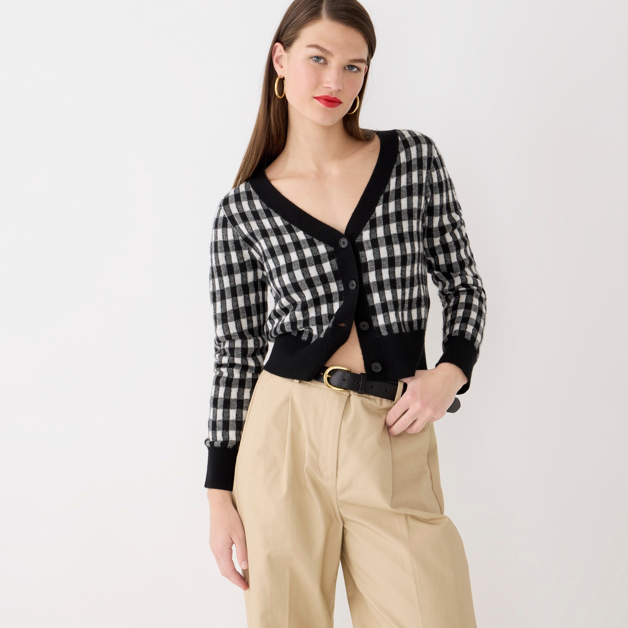 Cashmere cropped V-neck cardigan sweater in gingham