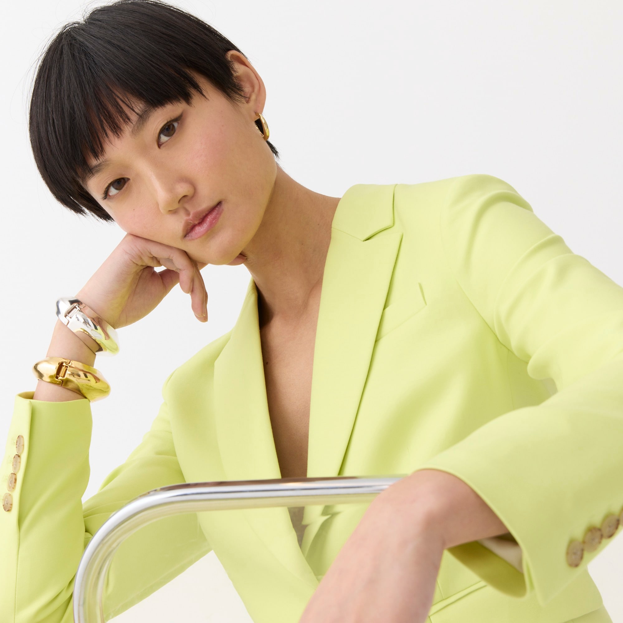 Cropped blazer in drapey twill