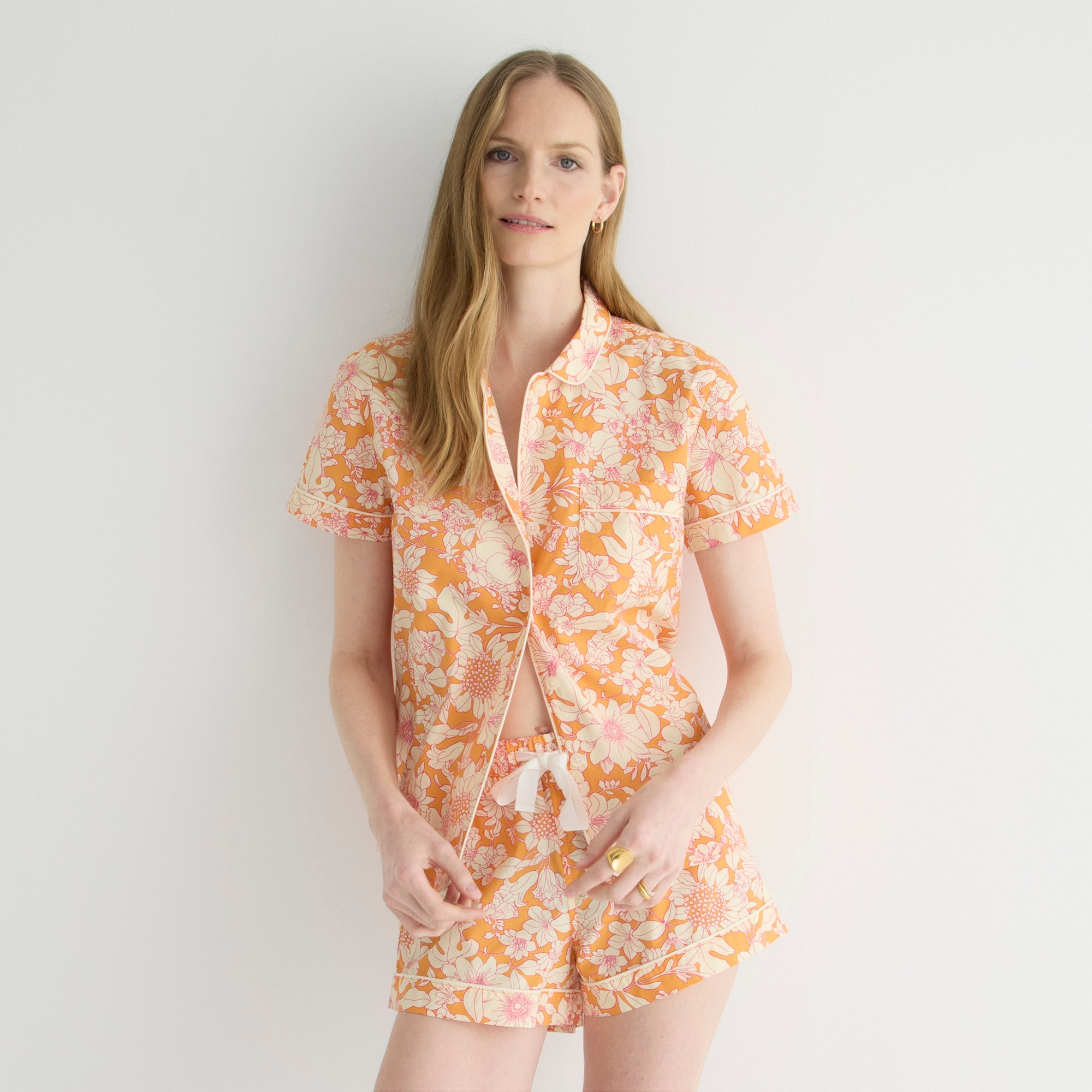 Short-sleeve cotton poplin pajama set in orange floral