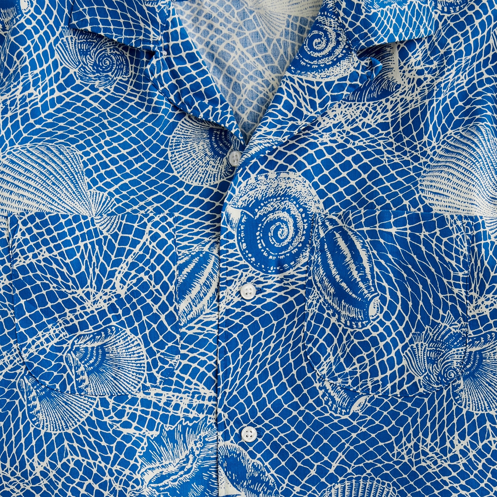 Cotton-viscose camp-collar shirt in print