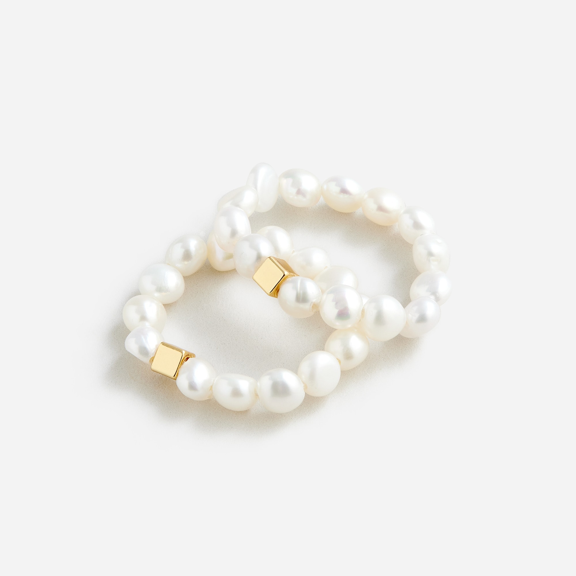 Freshwater pearl rings set