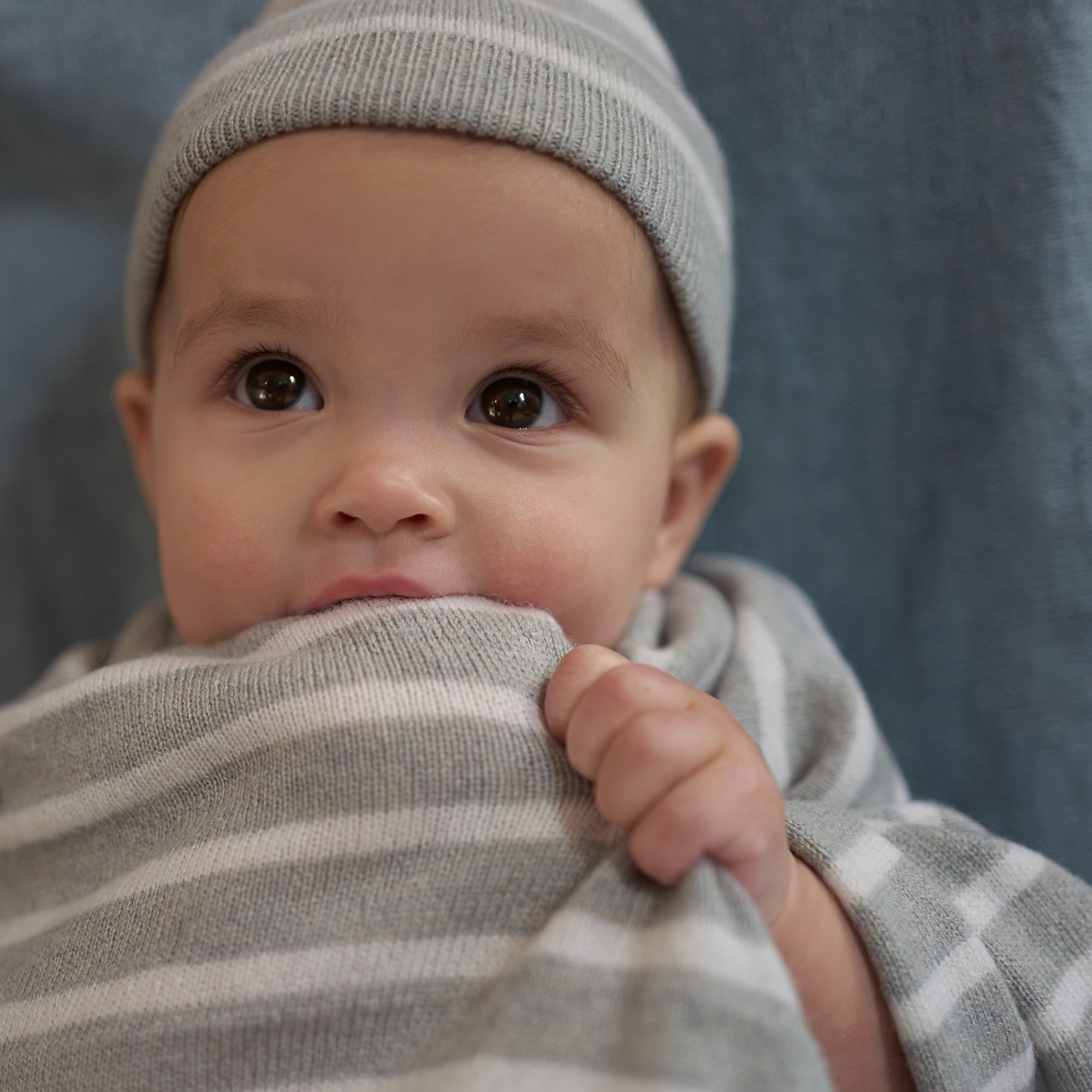 Limited-edition baby cashmere beanie in stripe