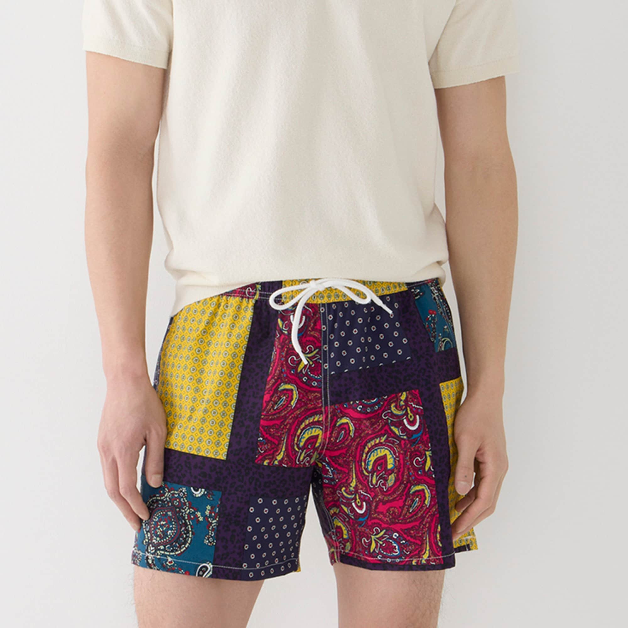 6" stretch swim trunk in print