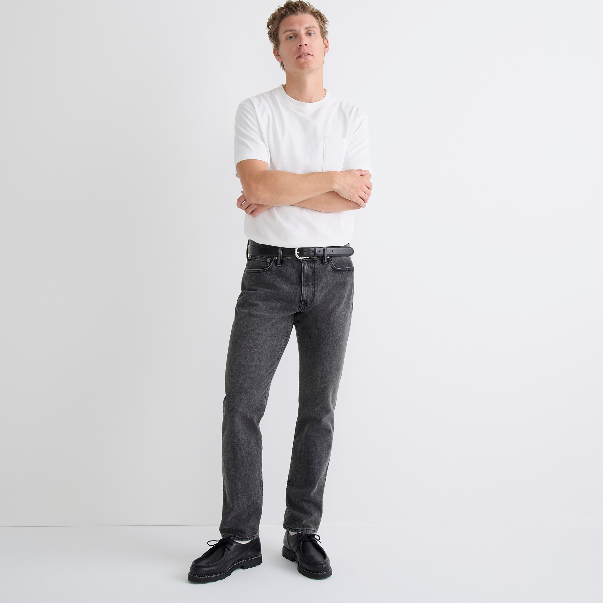 770 Straight-fit jean in black wash