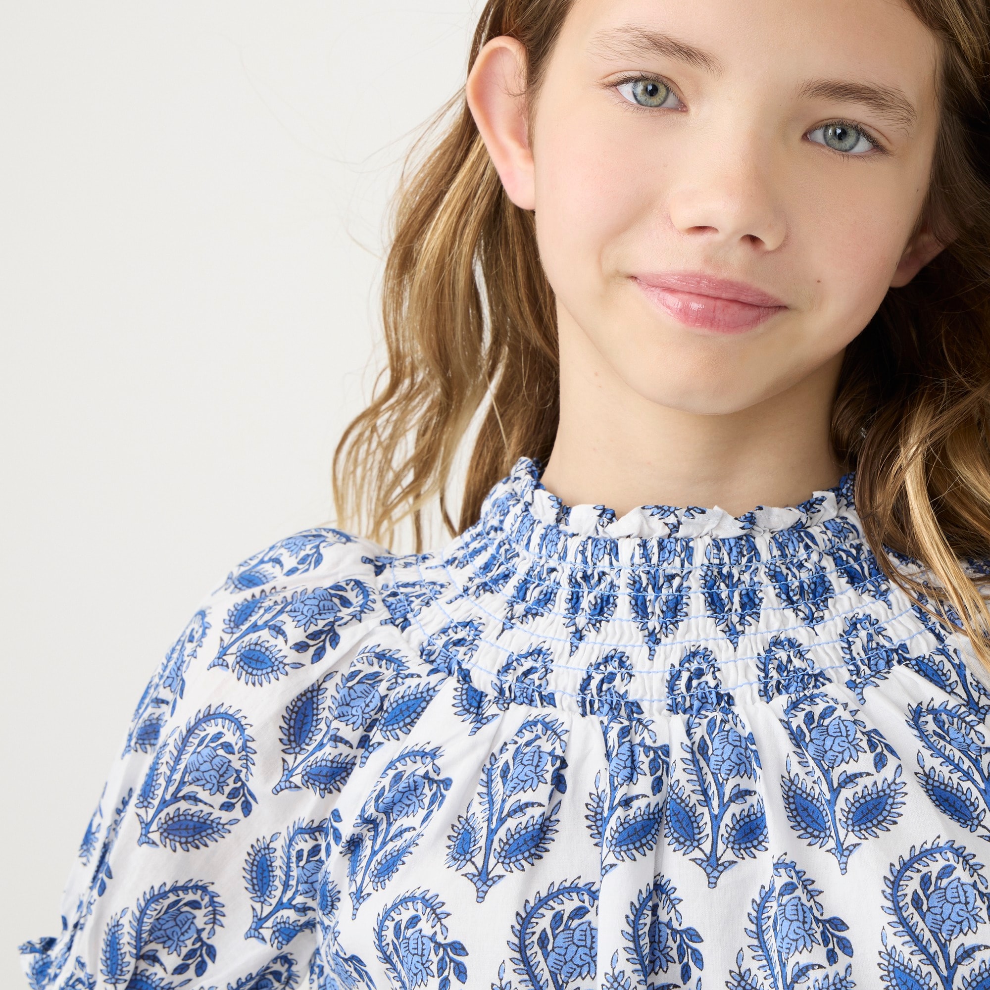 Girls' smocked T-shirt in block print
