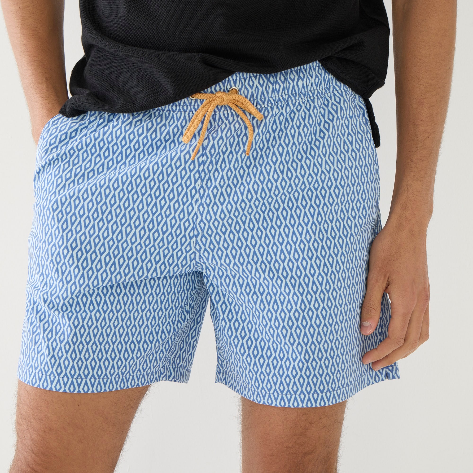 6" stretch swim trunk in print