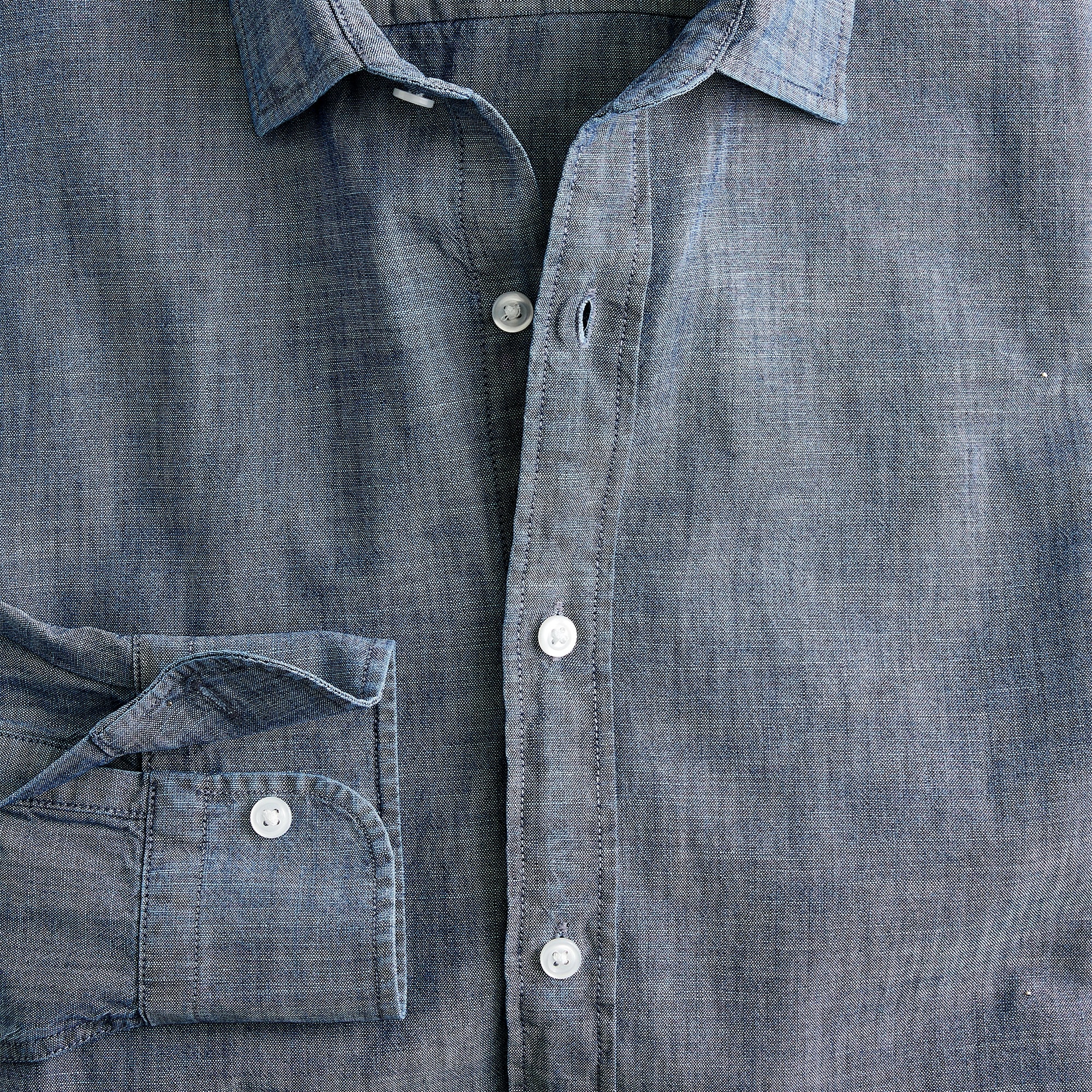 Bowery chambray shirt with spread collar