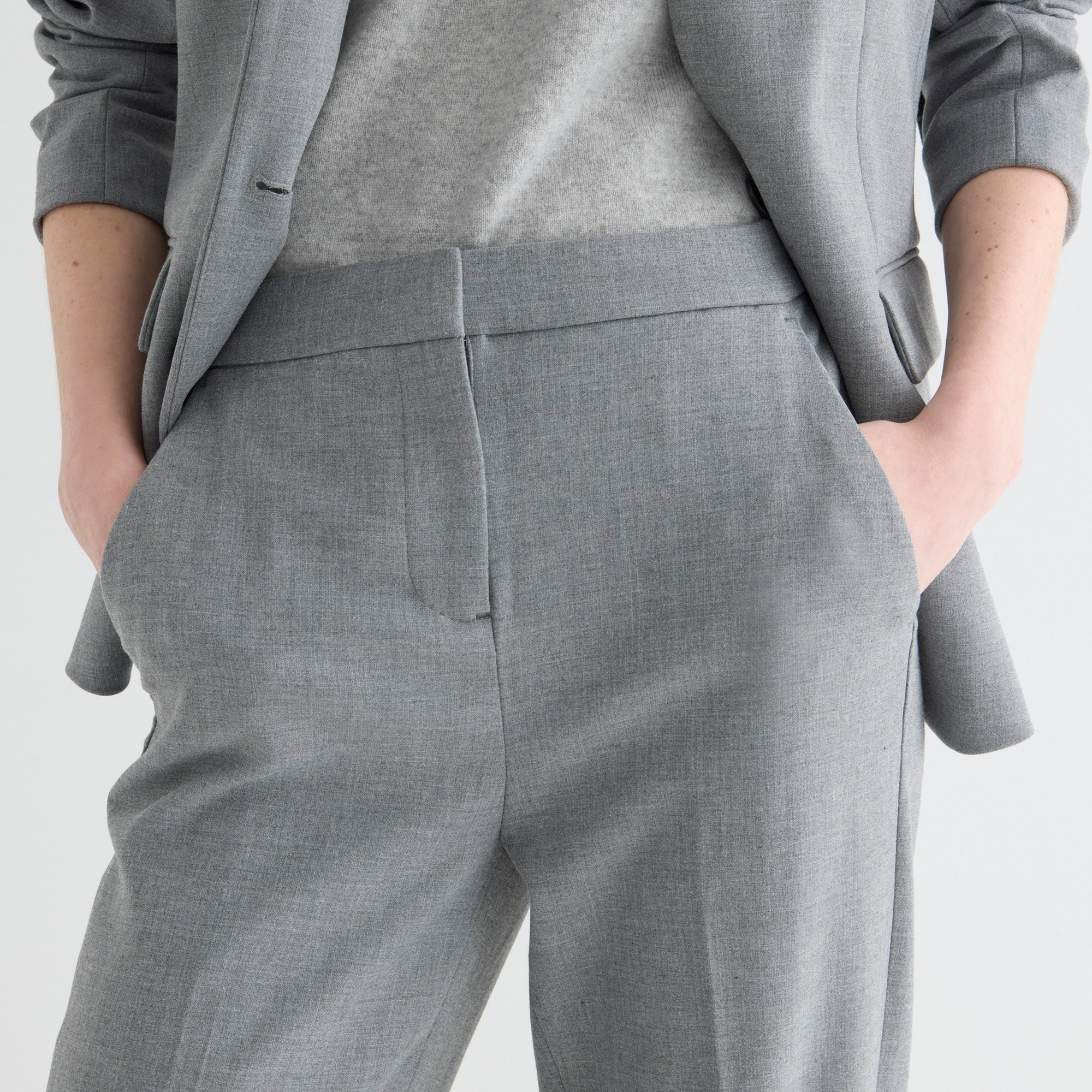 Kate straight-leg pant in four-season stretch