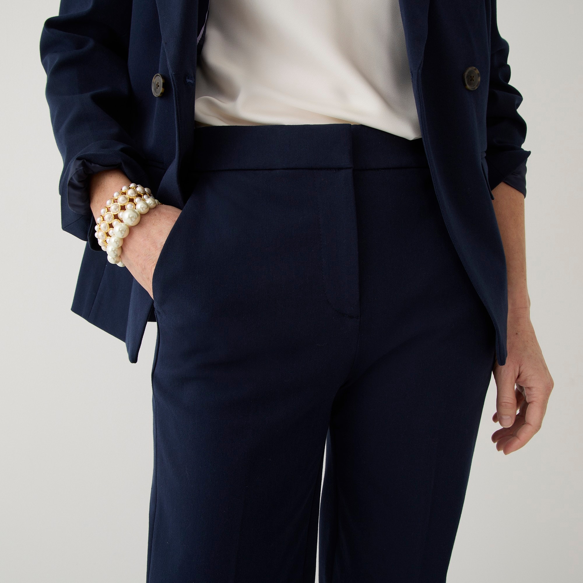Kate straight-leg pant in bi-stretch cotton blend
