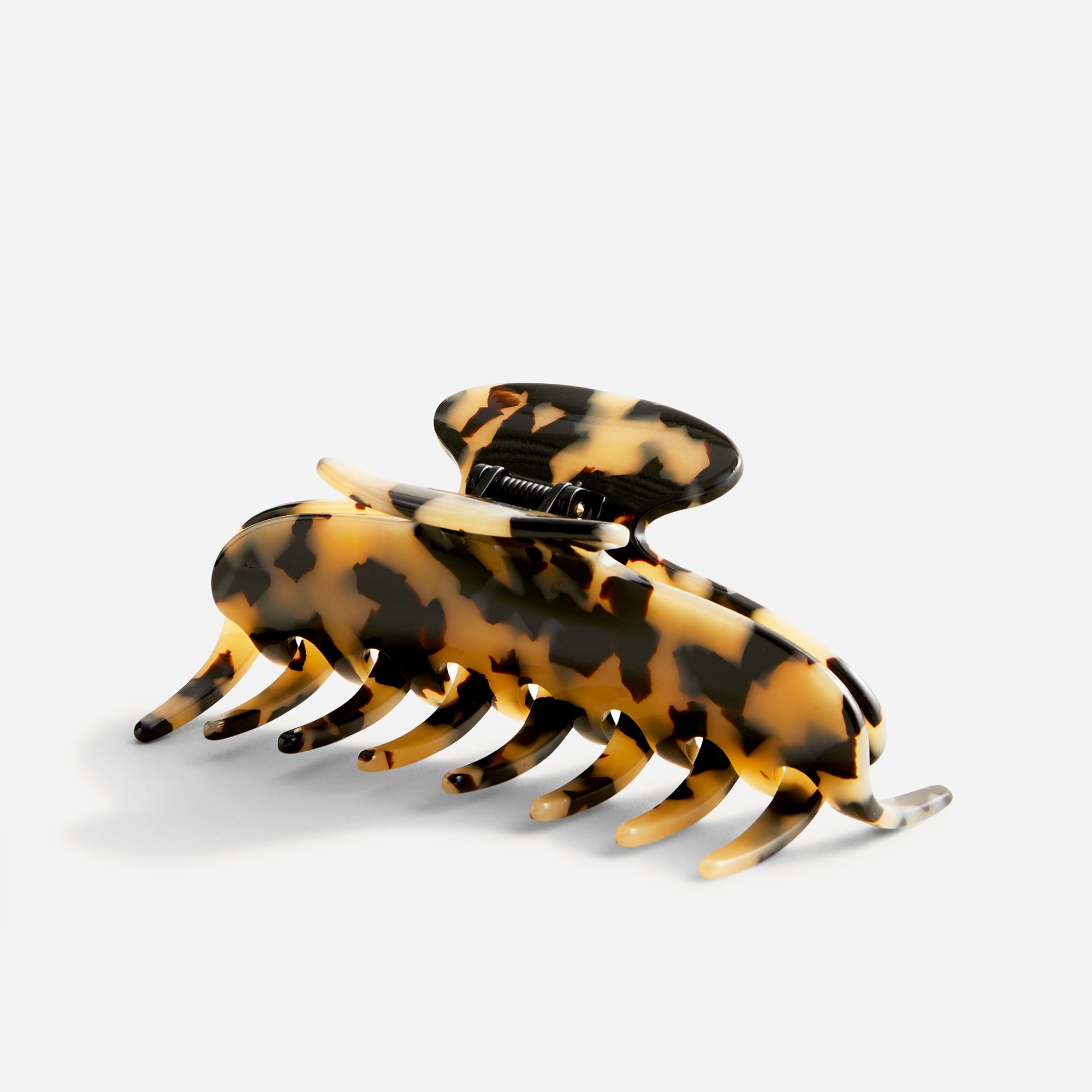 Large claw hair clip in tortoise