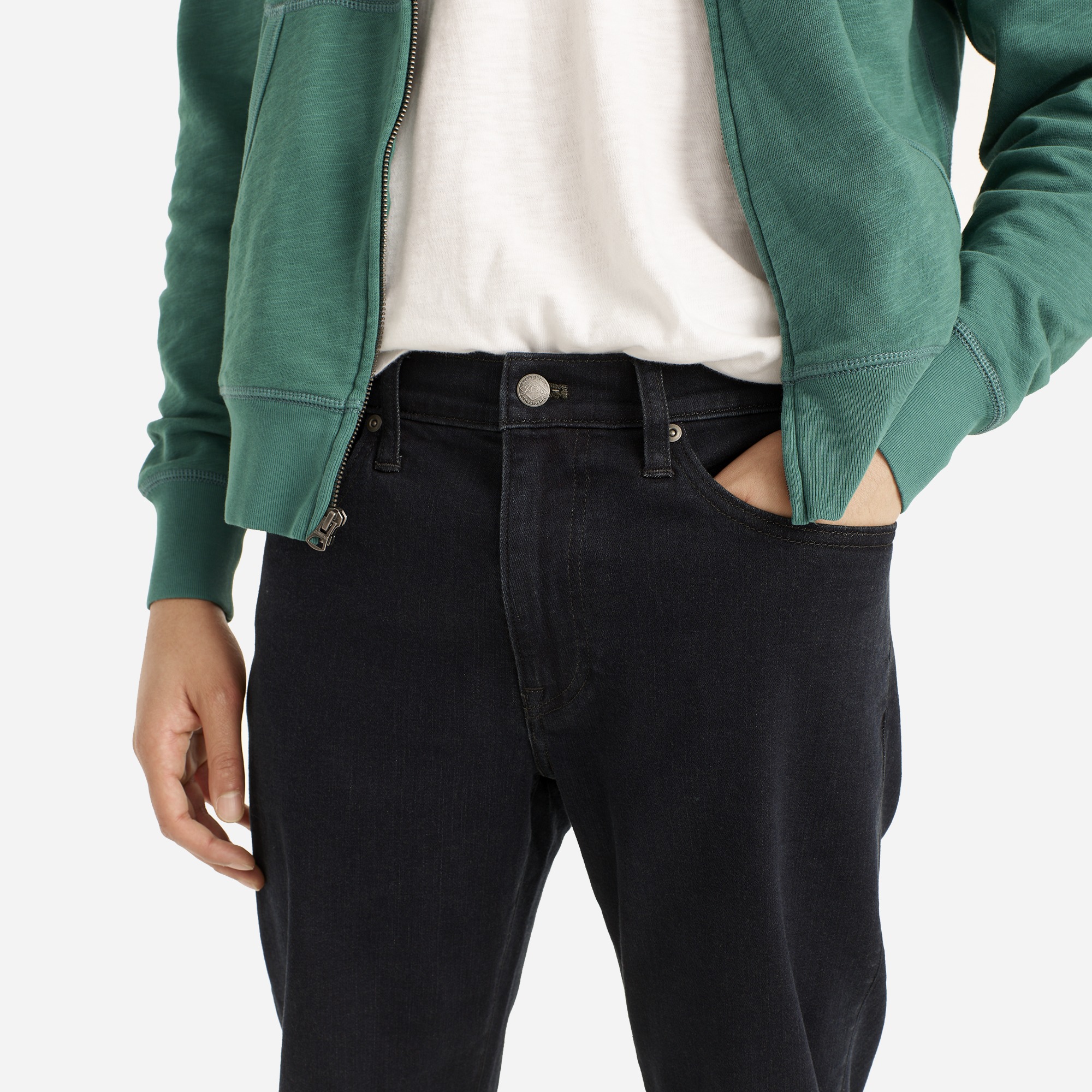 770 Straight-fit stretch jean in deep lake wash
