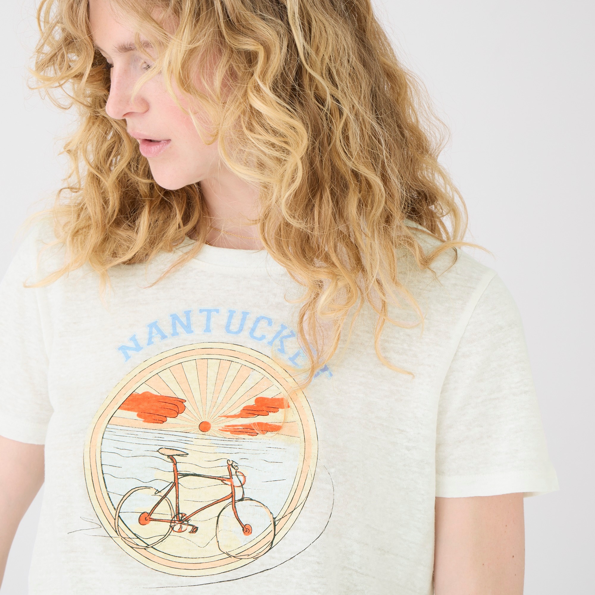 Classic-fit Nantucket graphic T-shirt in linen