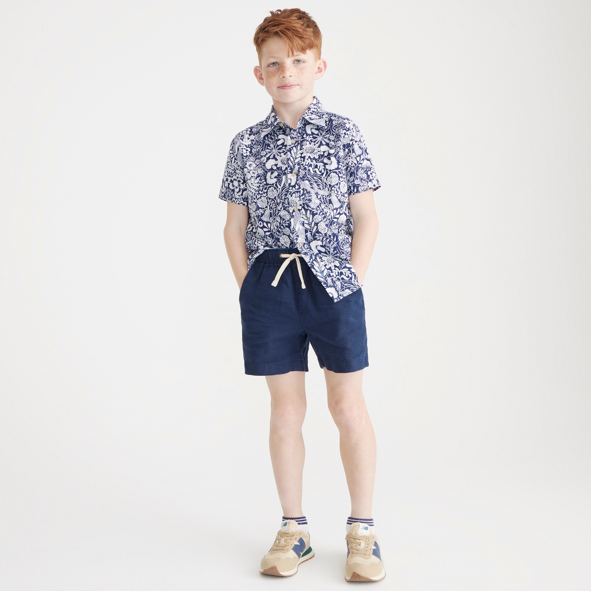Boys' dock short in linen