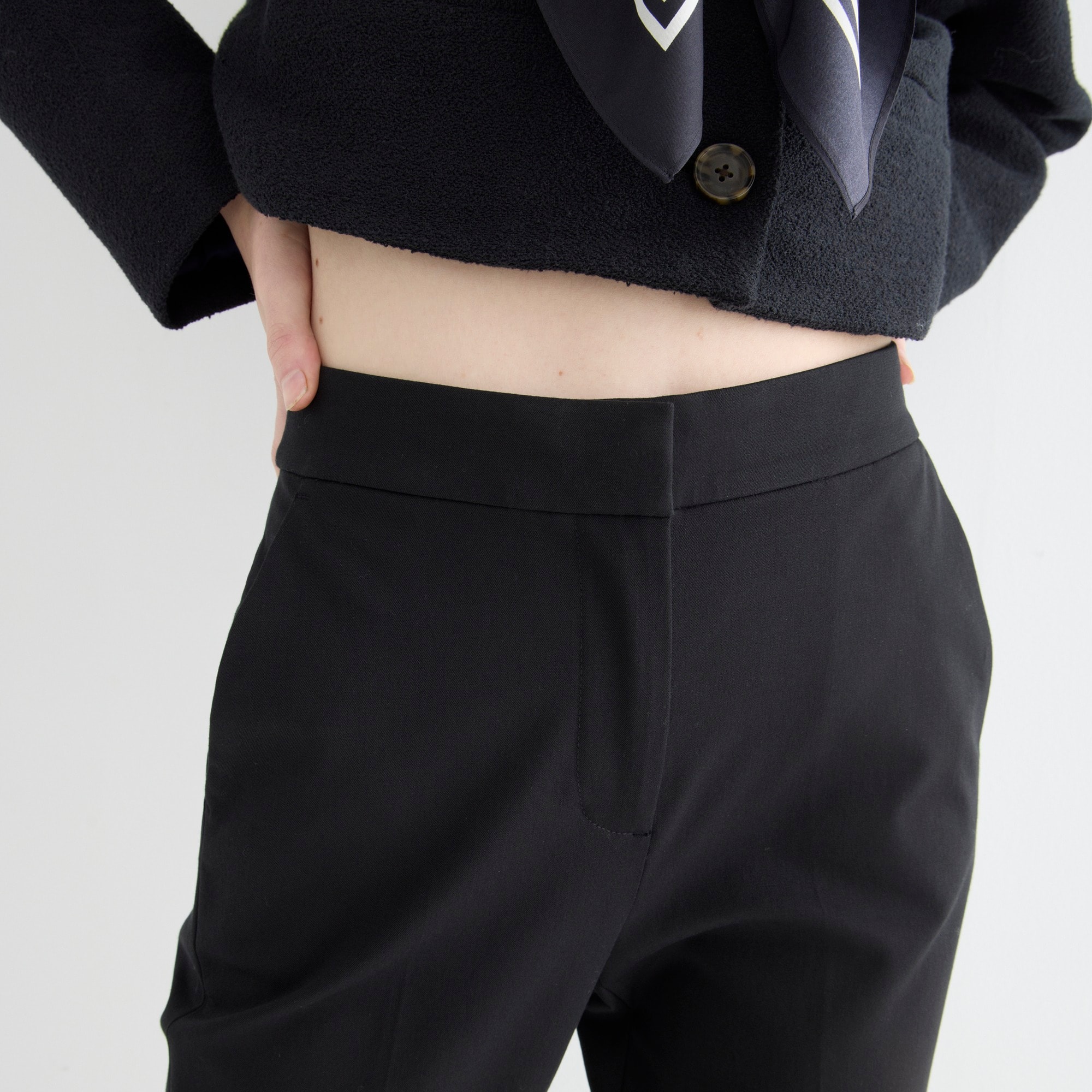 Kate straight-leg pant in four-season stretch