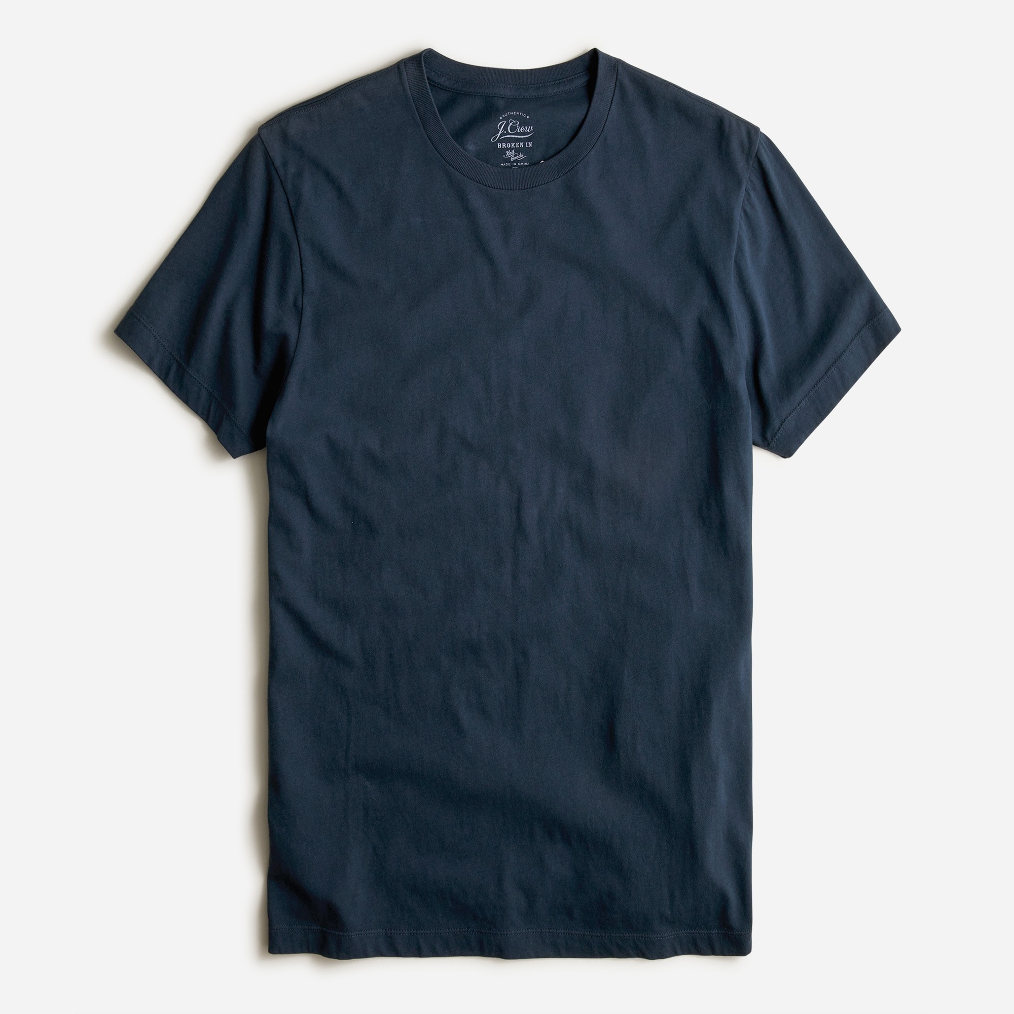 Broken-in short-sleeve T-shirt