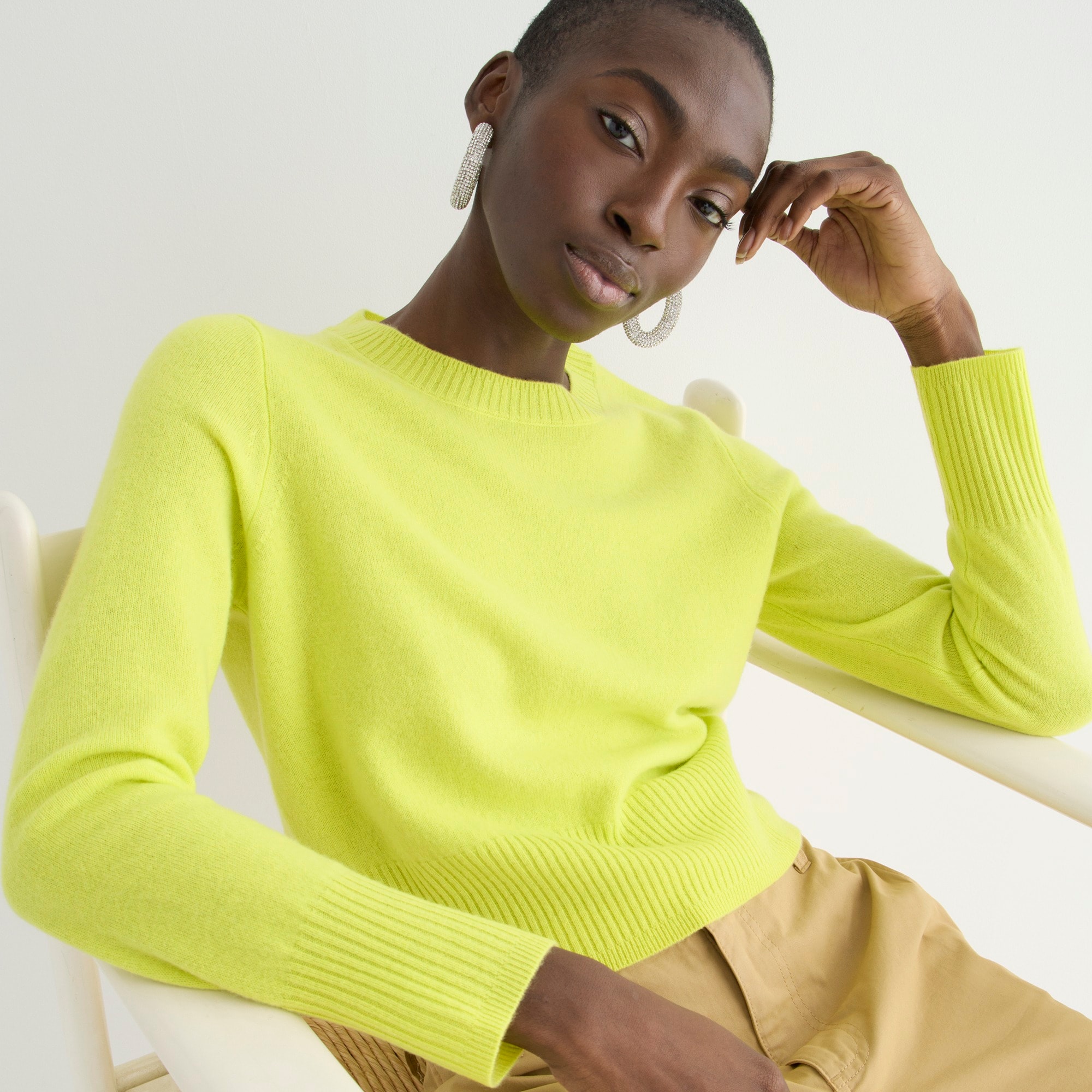 Cropped cashmere crewneck sweater