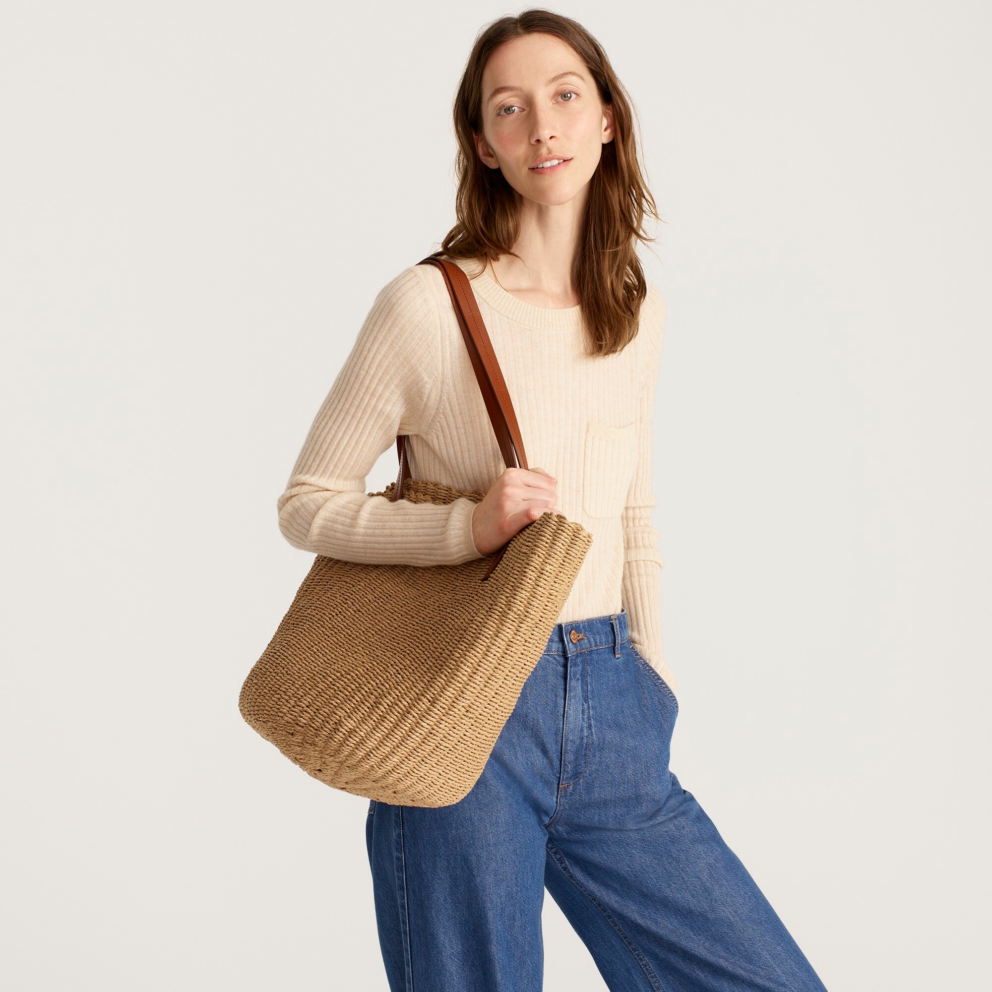 Woven straw market tote