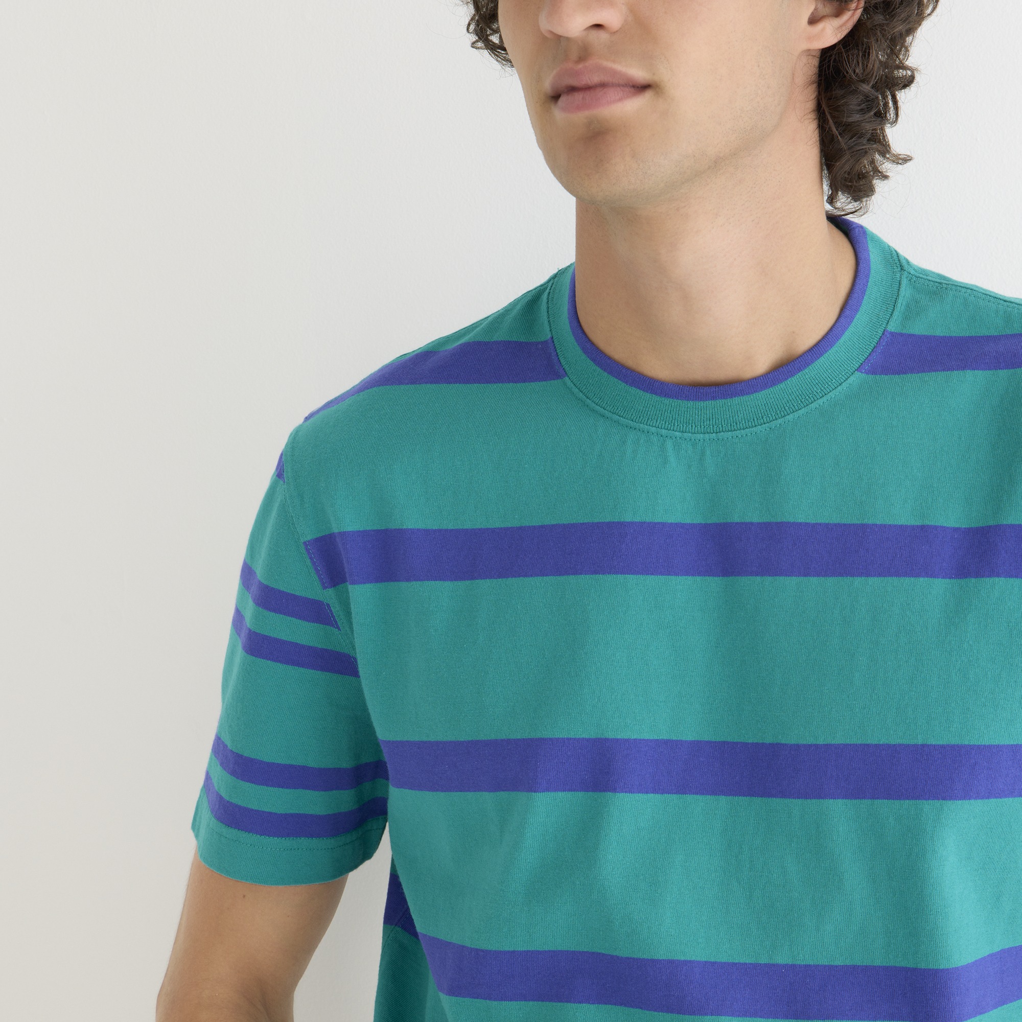 Relaxed premium-weight cotton no-pocket T-shirt in stripe