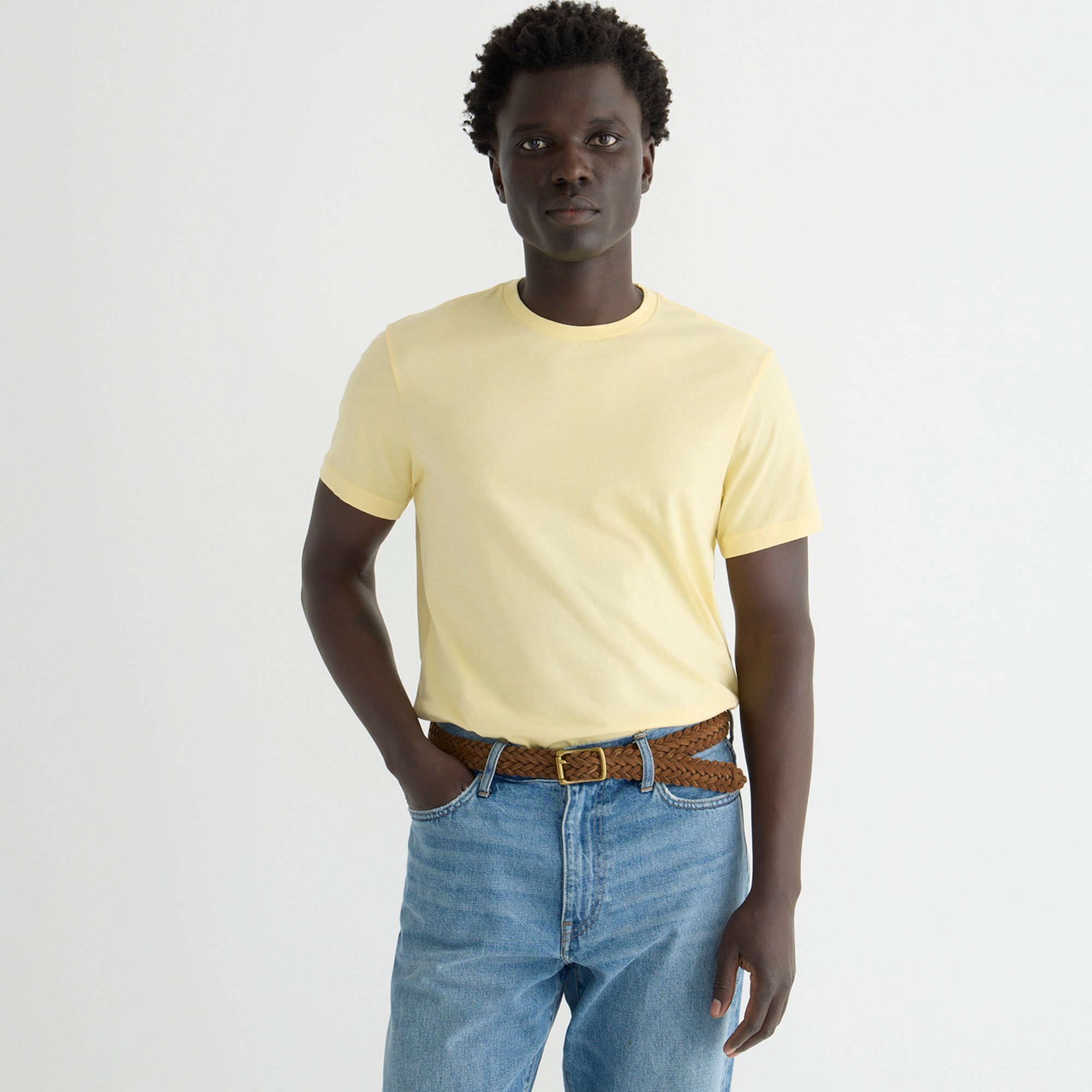Broken-in short-sleeve T-shirt