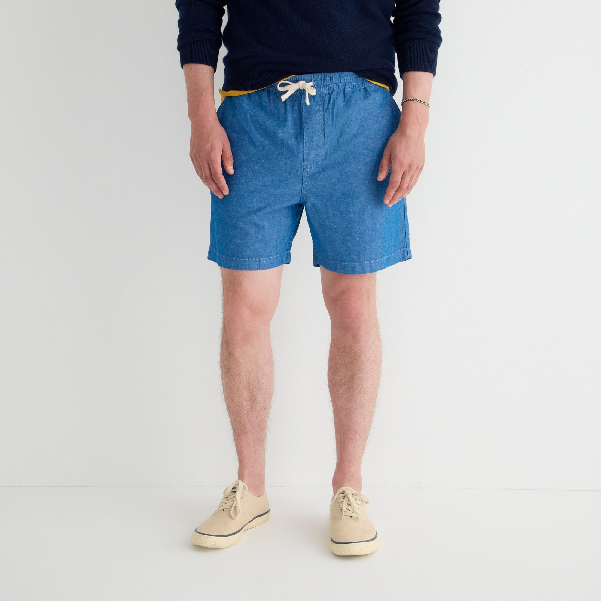 6" dock short in cotton-linen blend