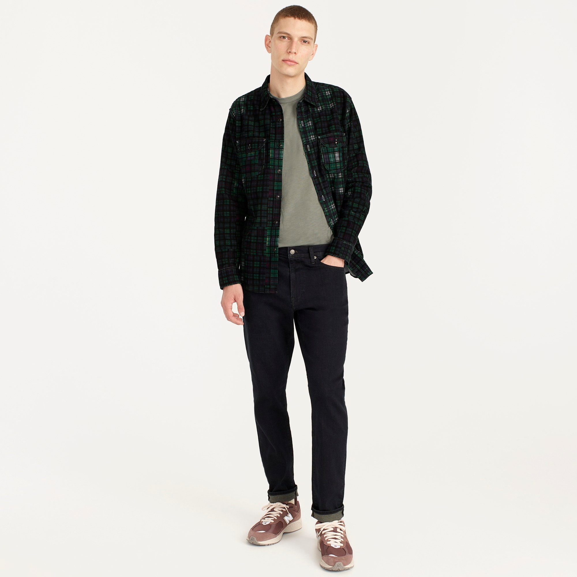 1040 Athletic tapered-fit stretch jean in deep lake wash