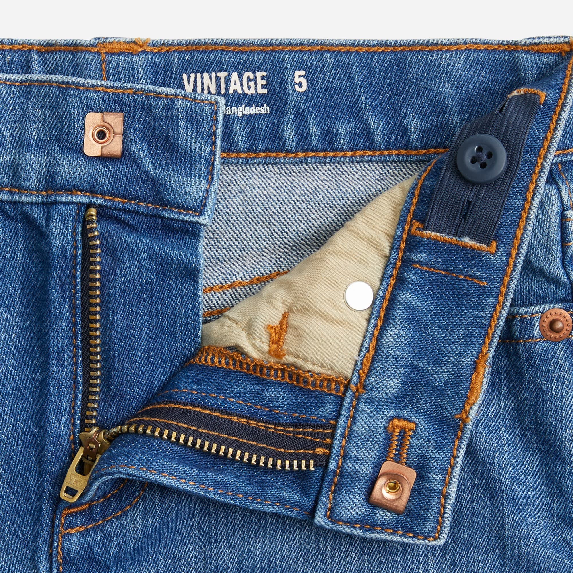 Girls' distressed denim short in waterfall wash