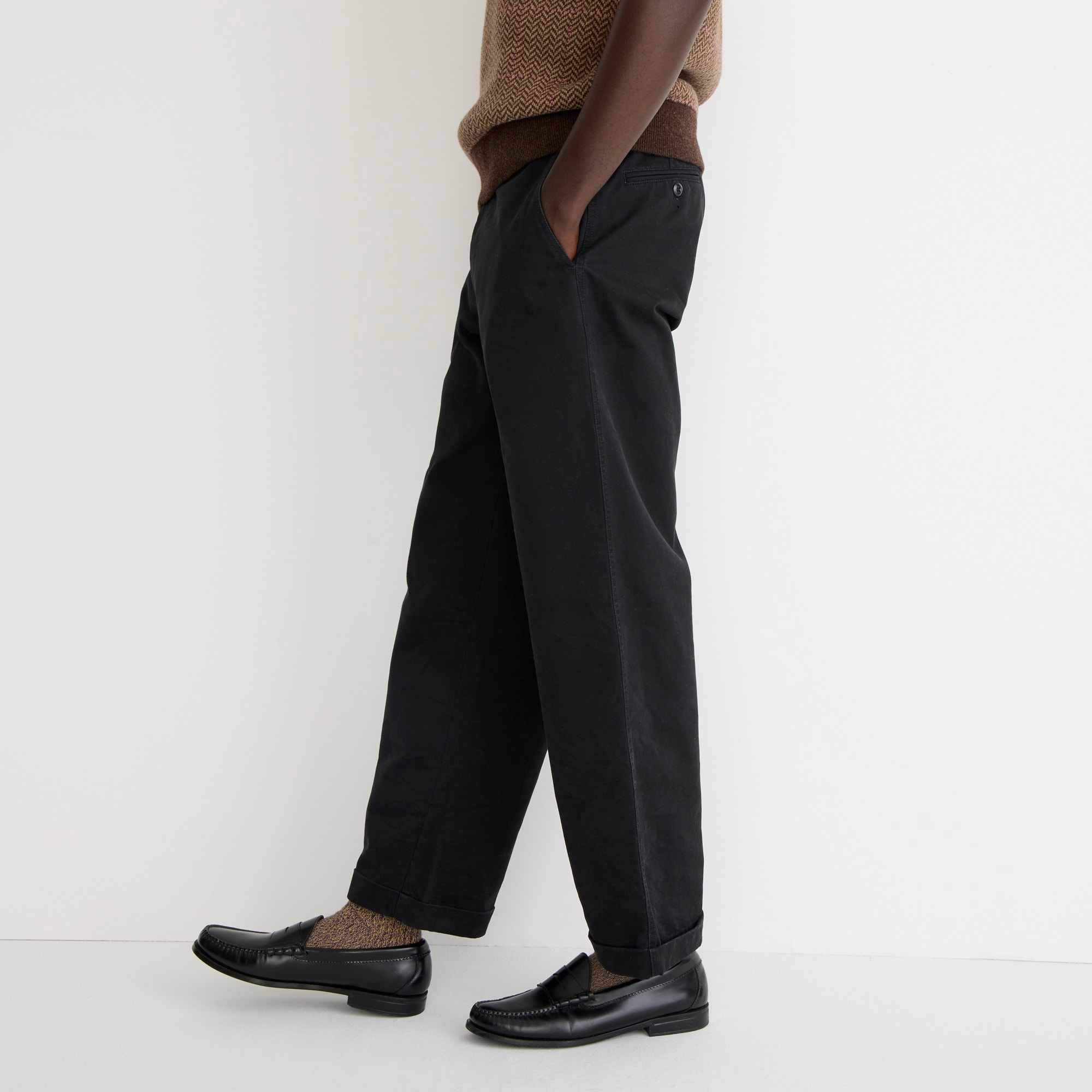 Giant-fit chino pant