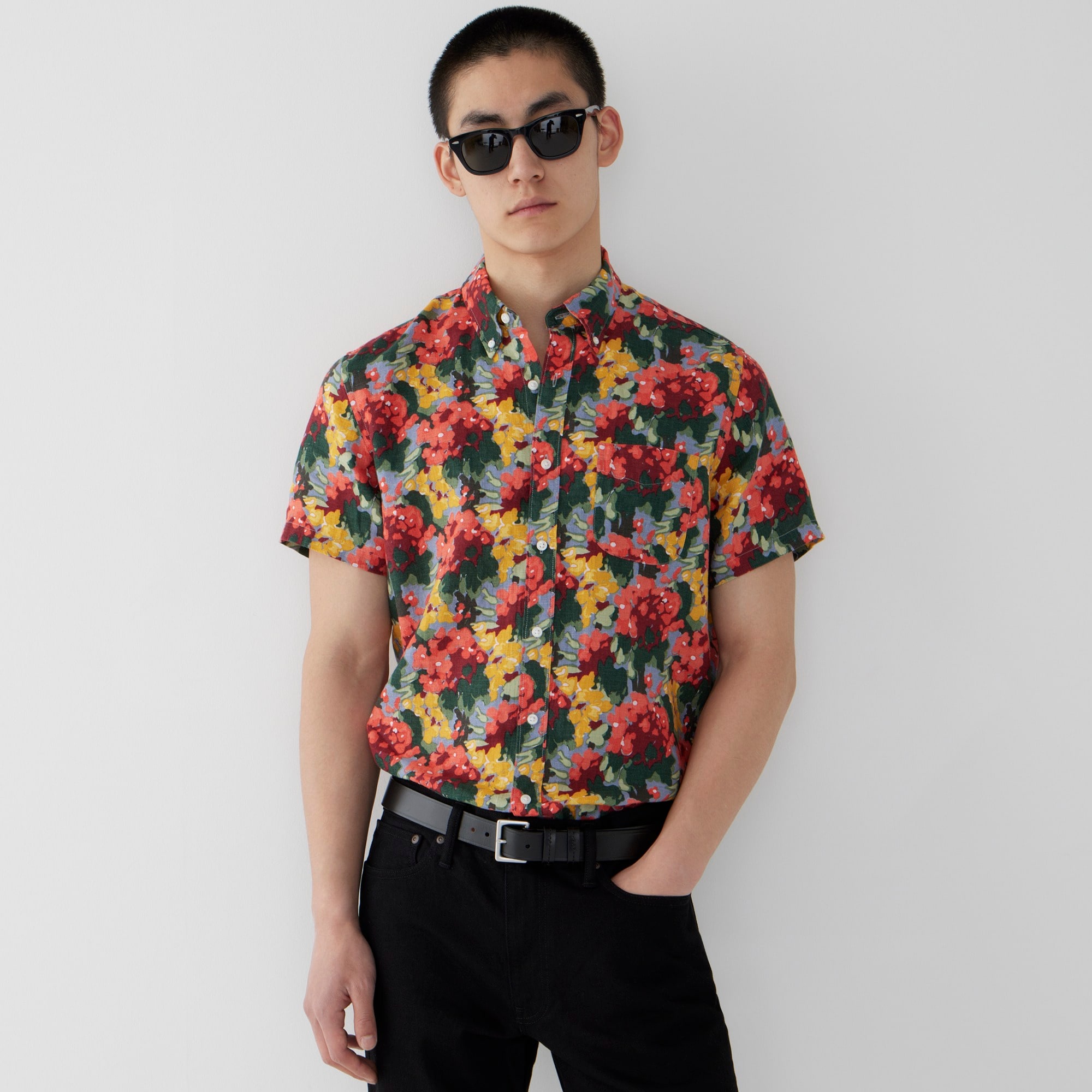 Short-sleeve linen shirt in print