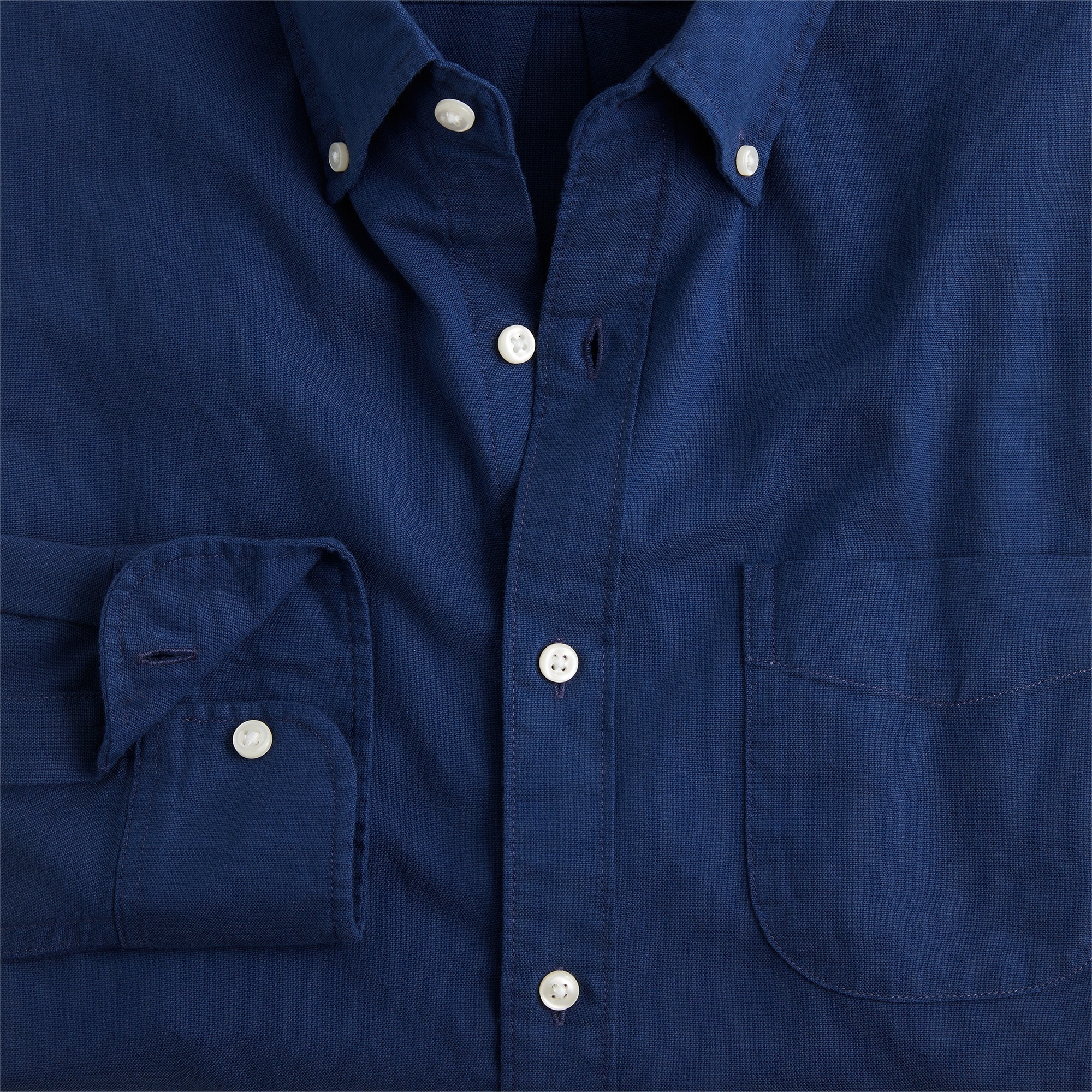 Broken-in organic cotton oxford shirt